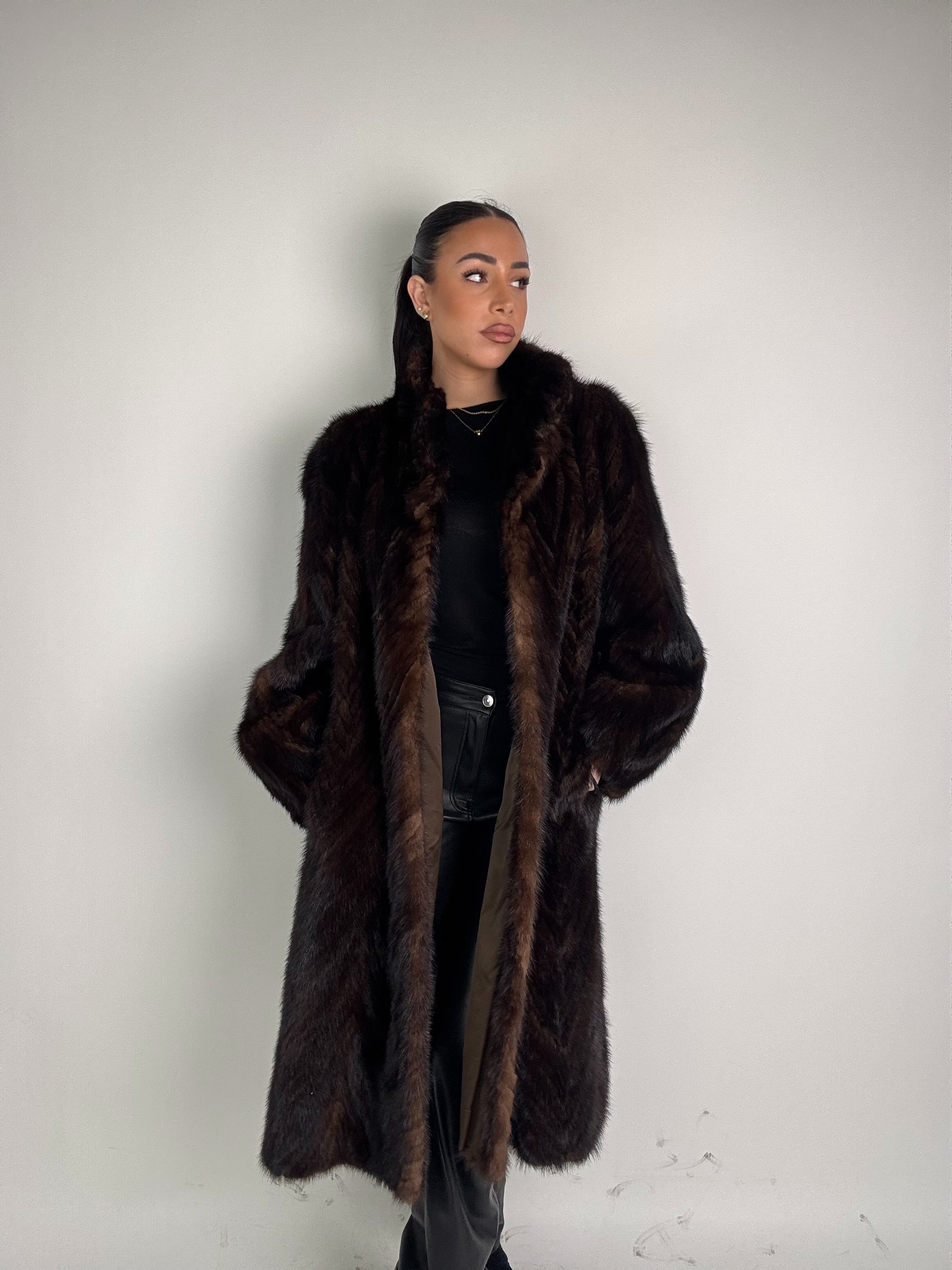 Cappotto in visone N521