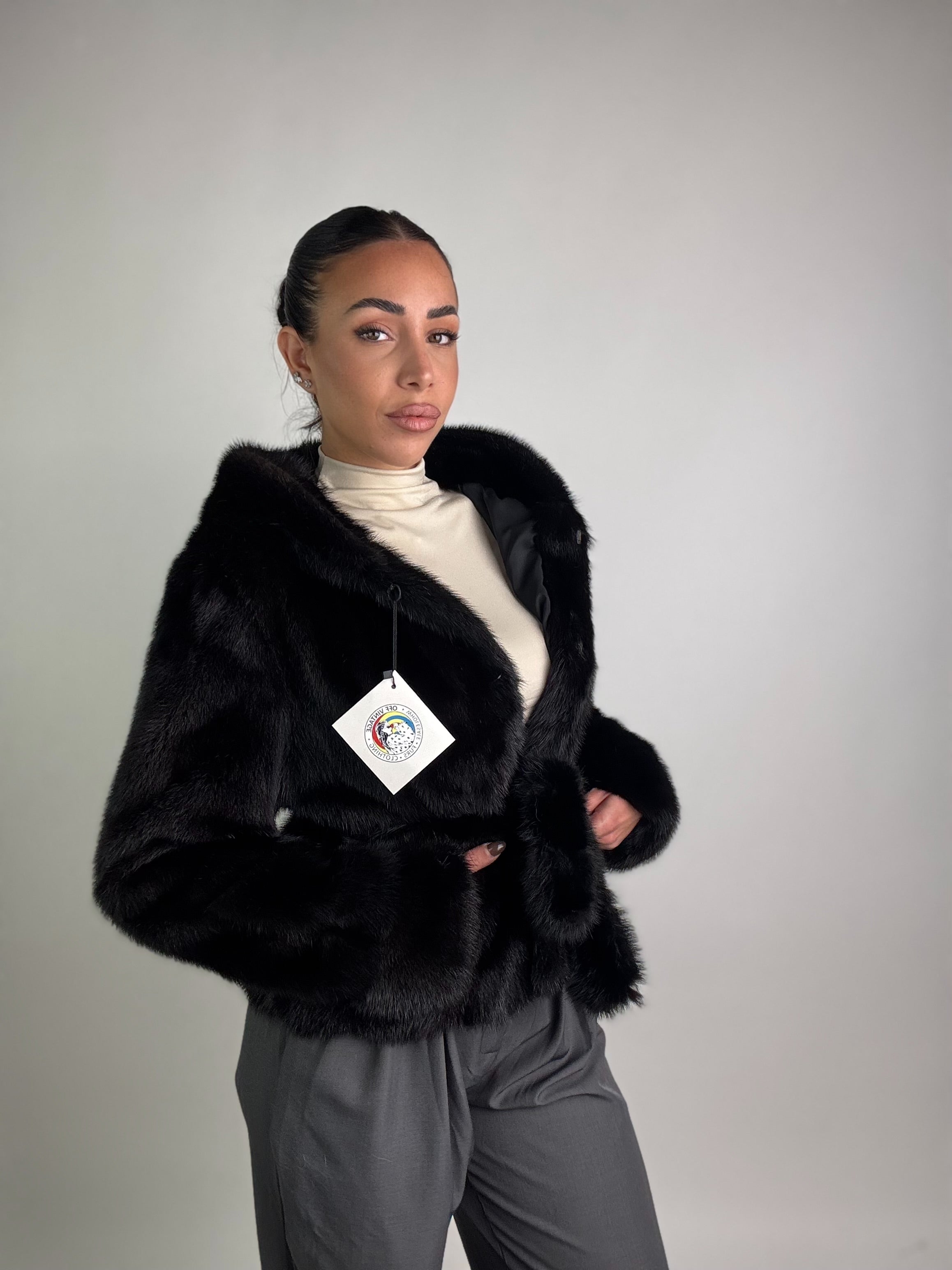 Giacca in visone cintura e cappuccio N187