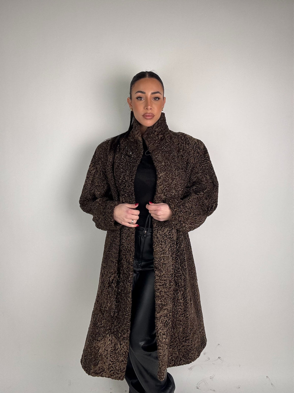 Cappotto in astrakan N58