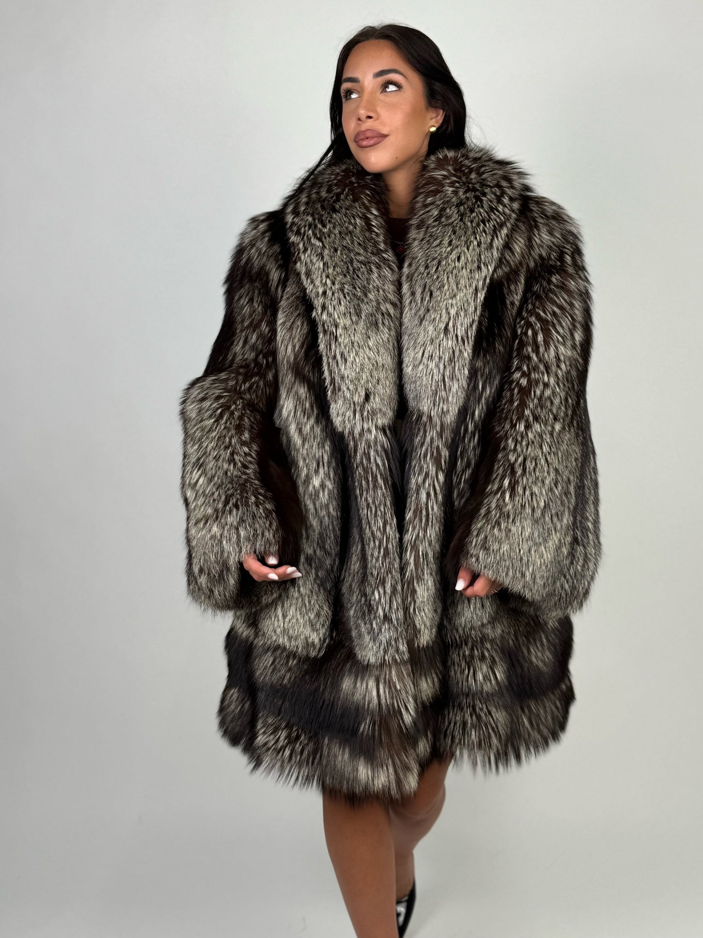 Cappotto in volpe argentata N787