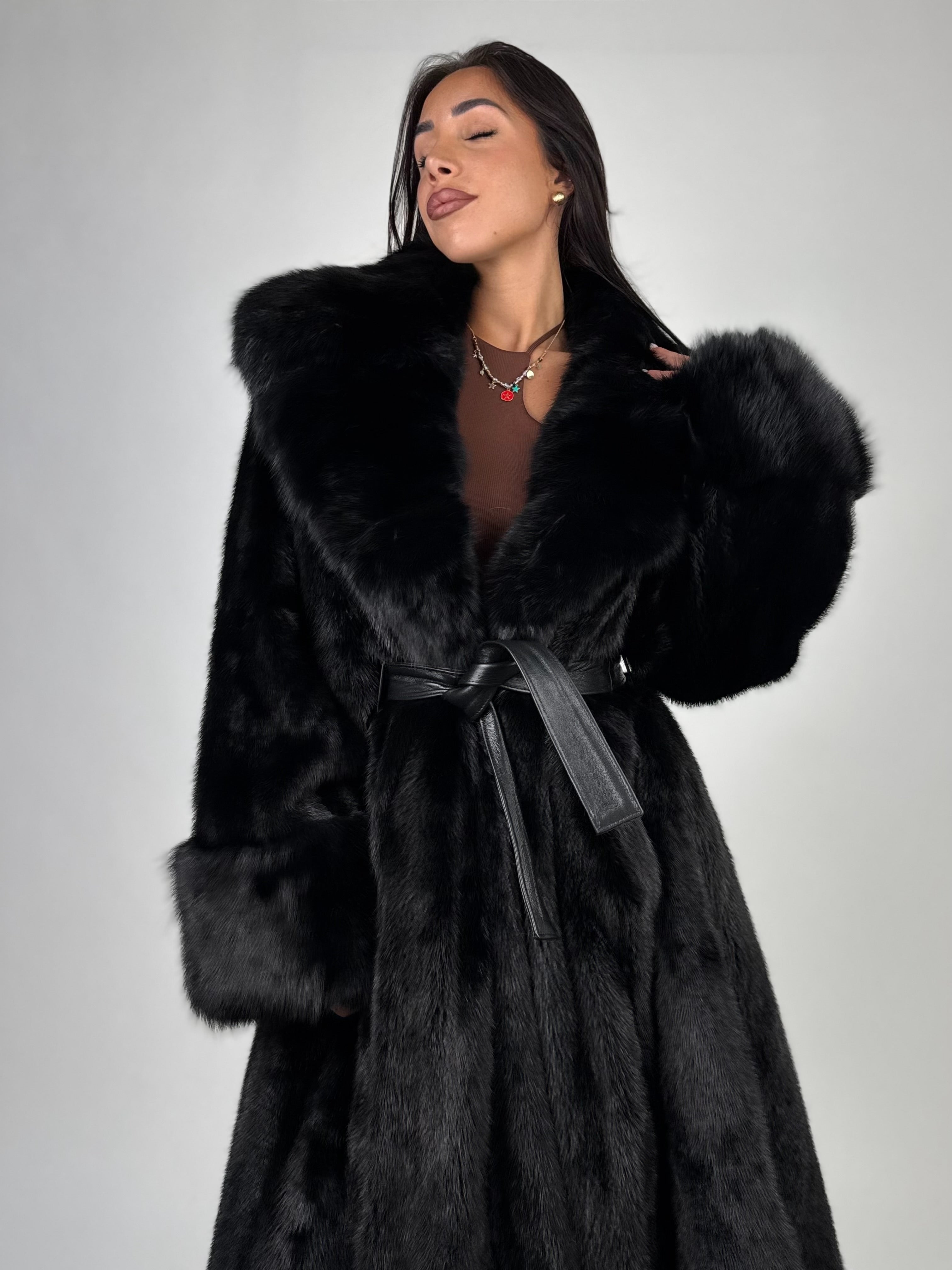 Cappotto in visone e zibellino N664