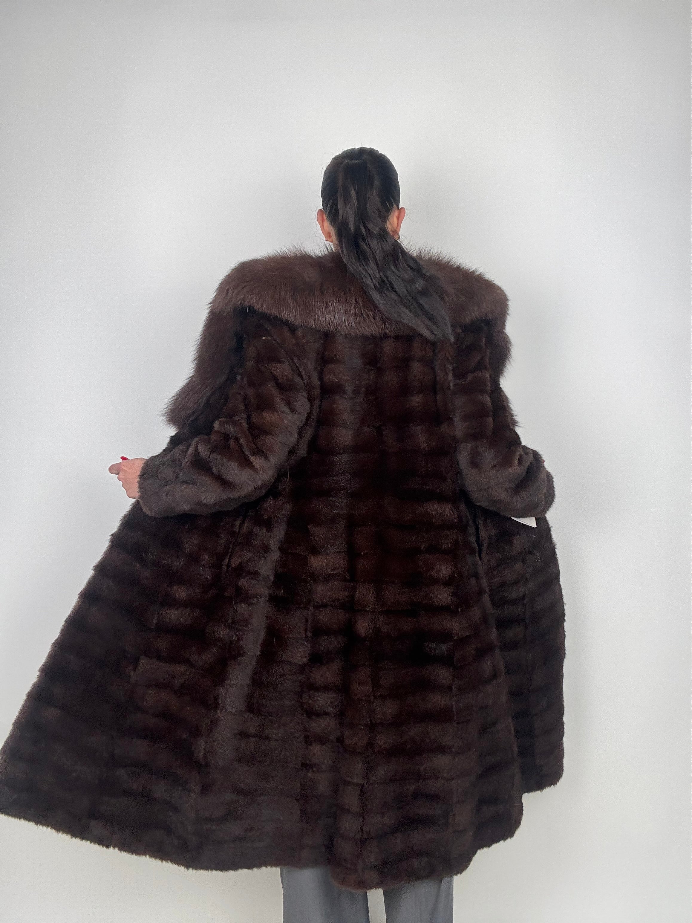 Cappotto in visone e volpe N516