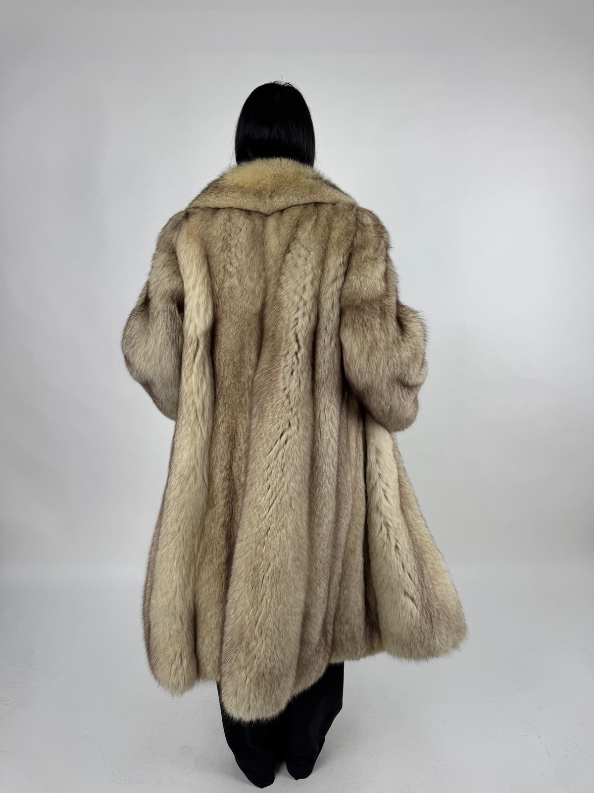Cappotto in volpe della groenlandia N840
