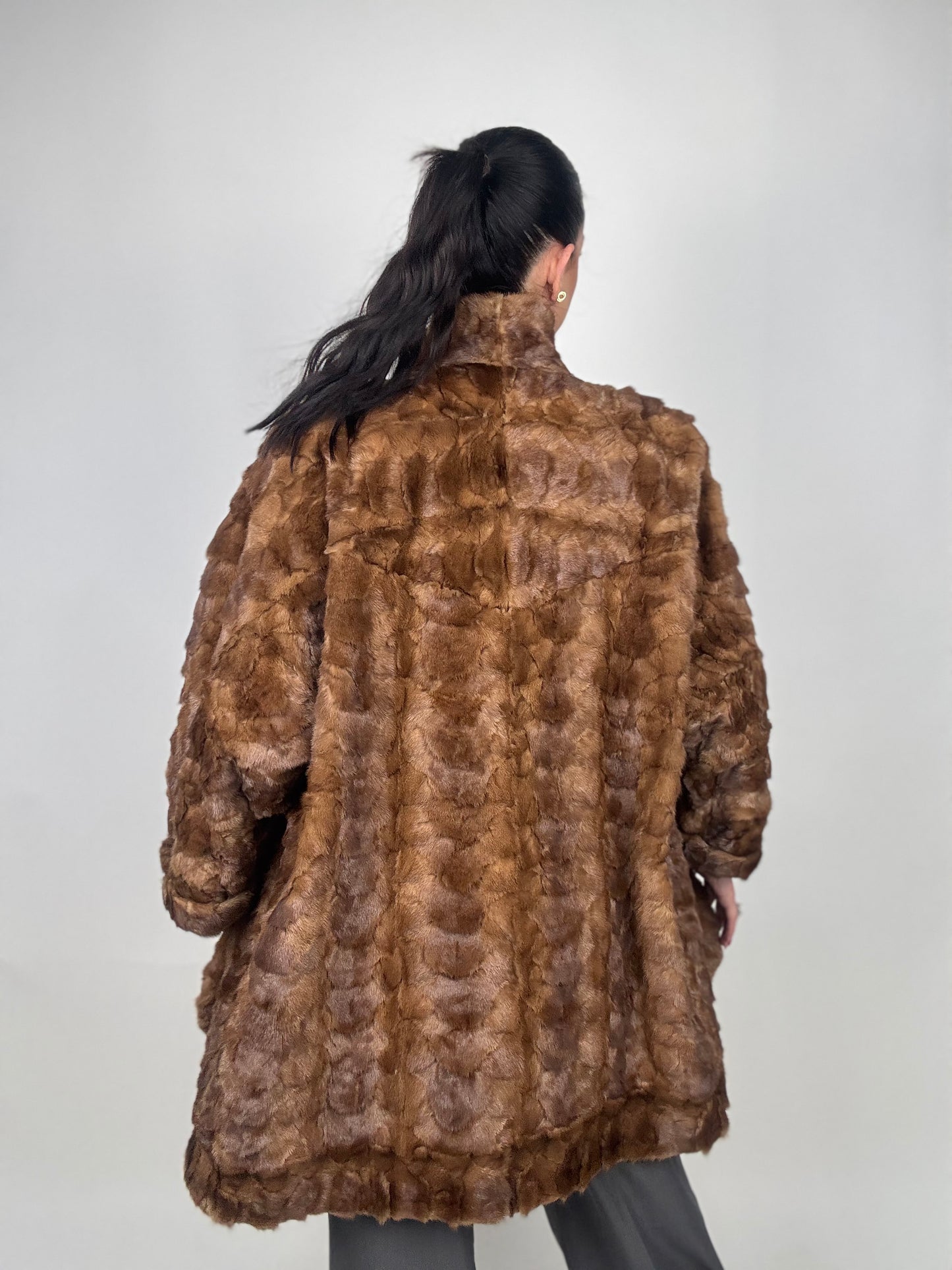 Cappotto in visone N625