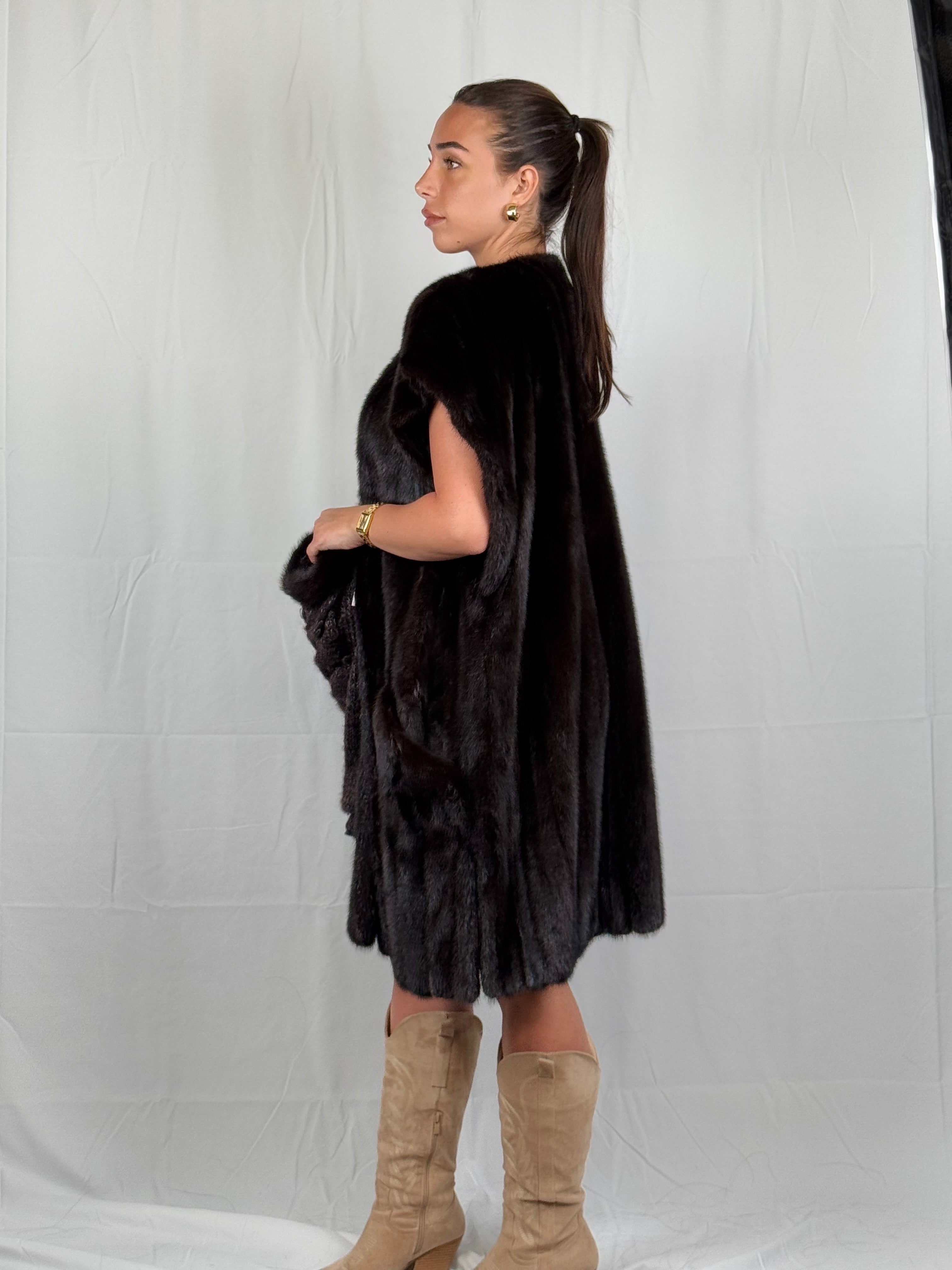 Cappotto in visone con maniche removibile