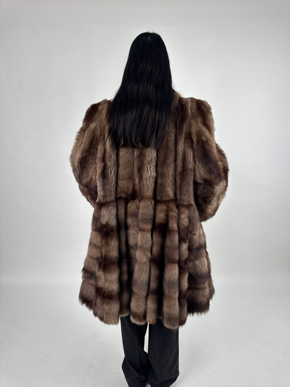 Cappotto in puzzola N763