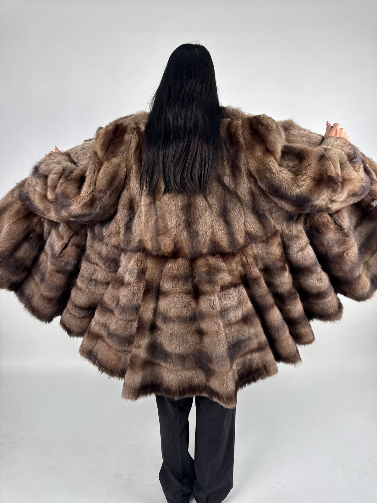 Cappotto in puzzola N763