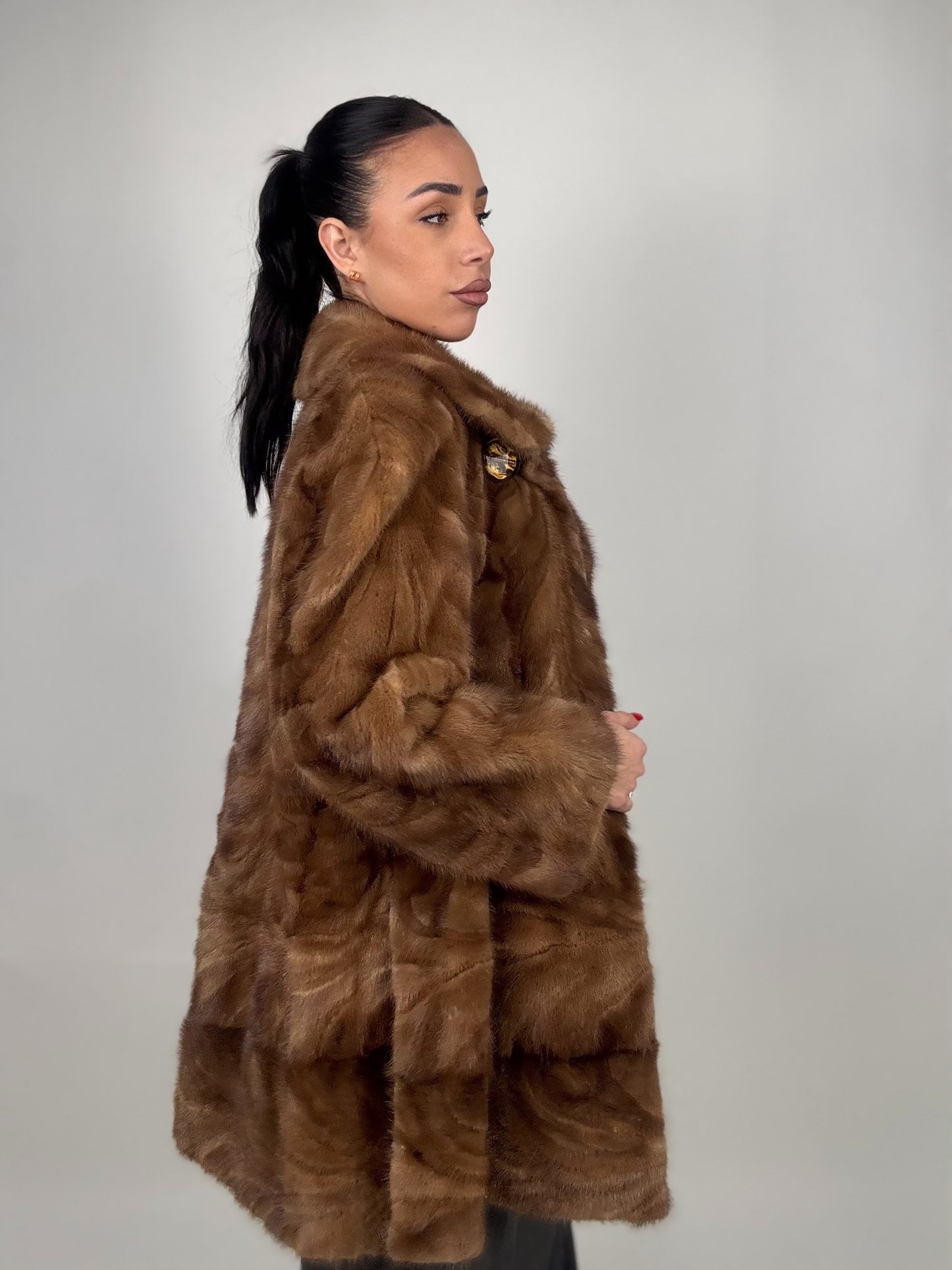 Cappotto in visone N626