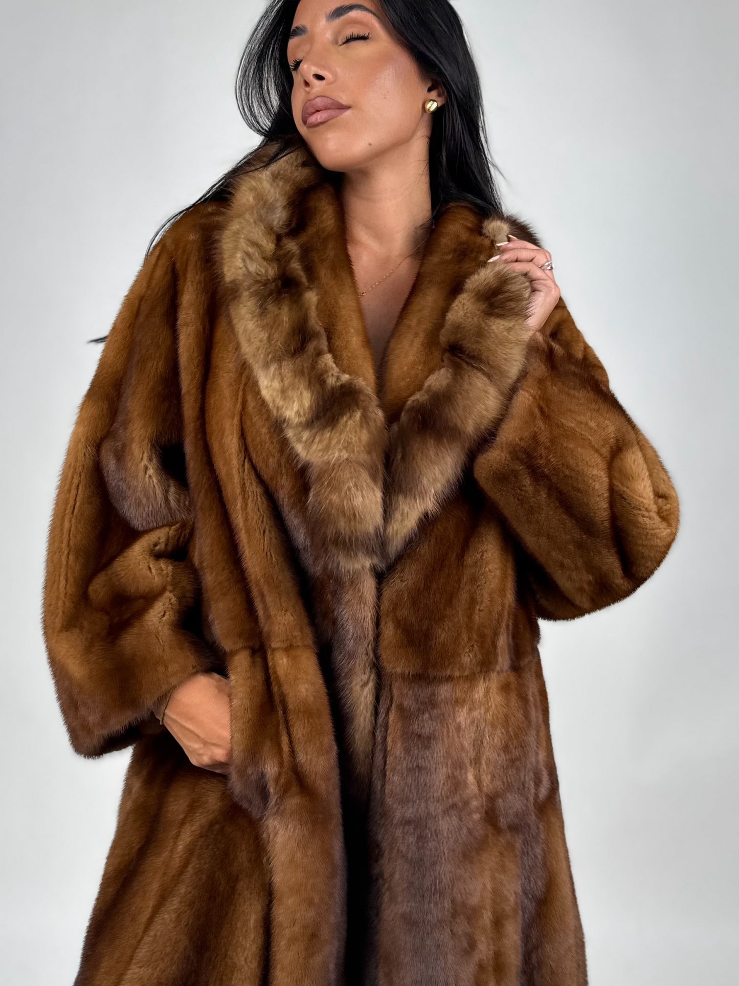 Cappotto in visone e zibellino N697