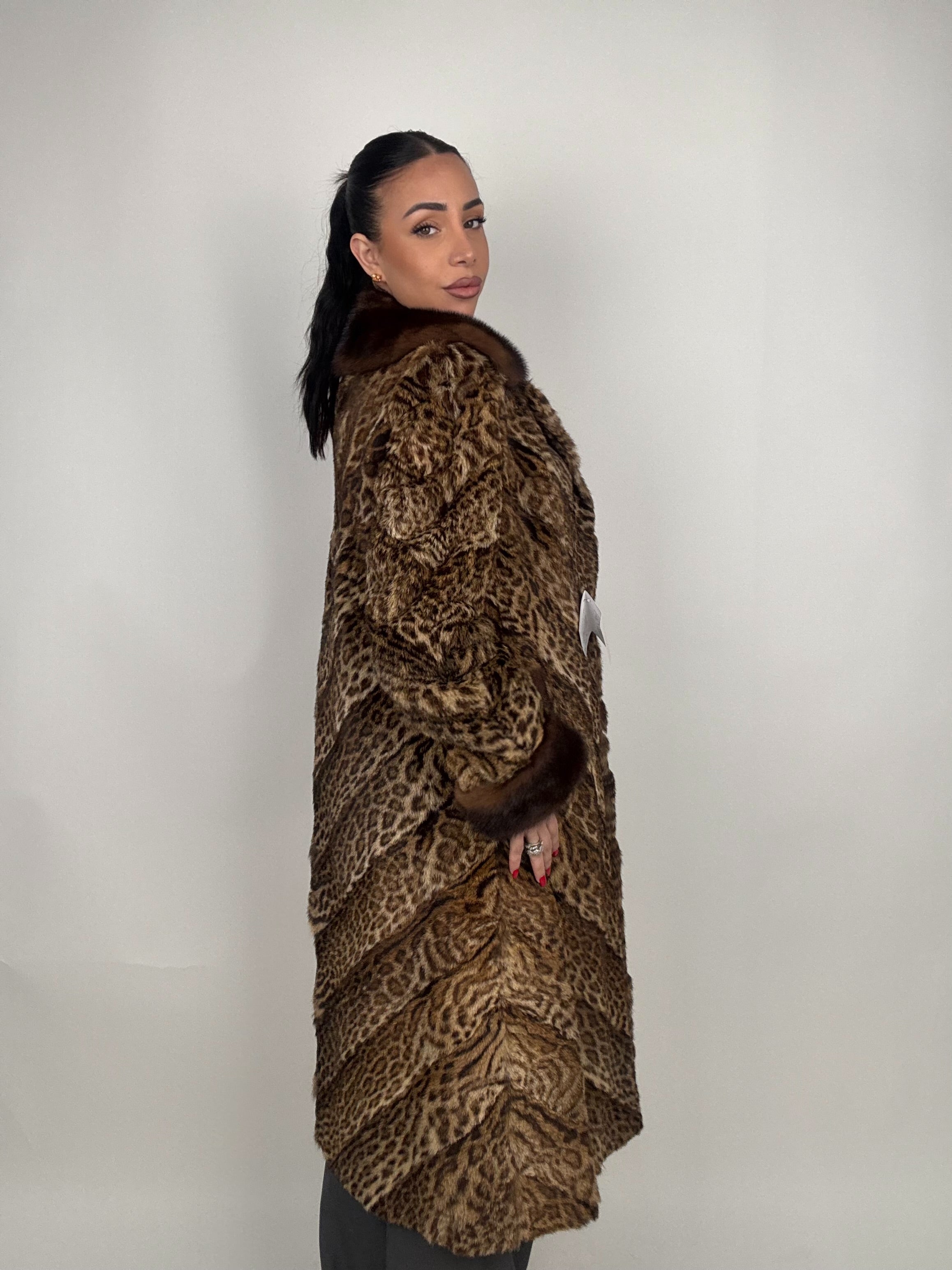 Cappotto in ocelot e visone N45