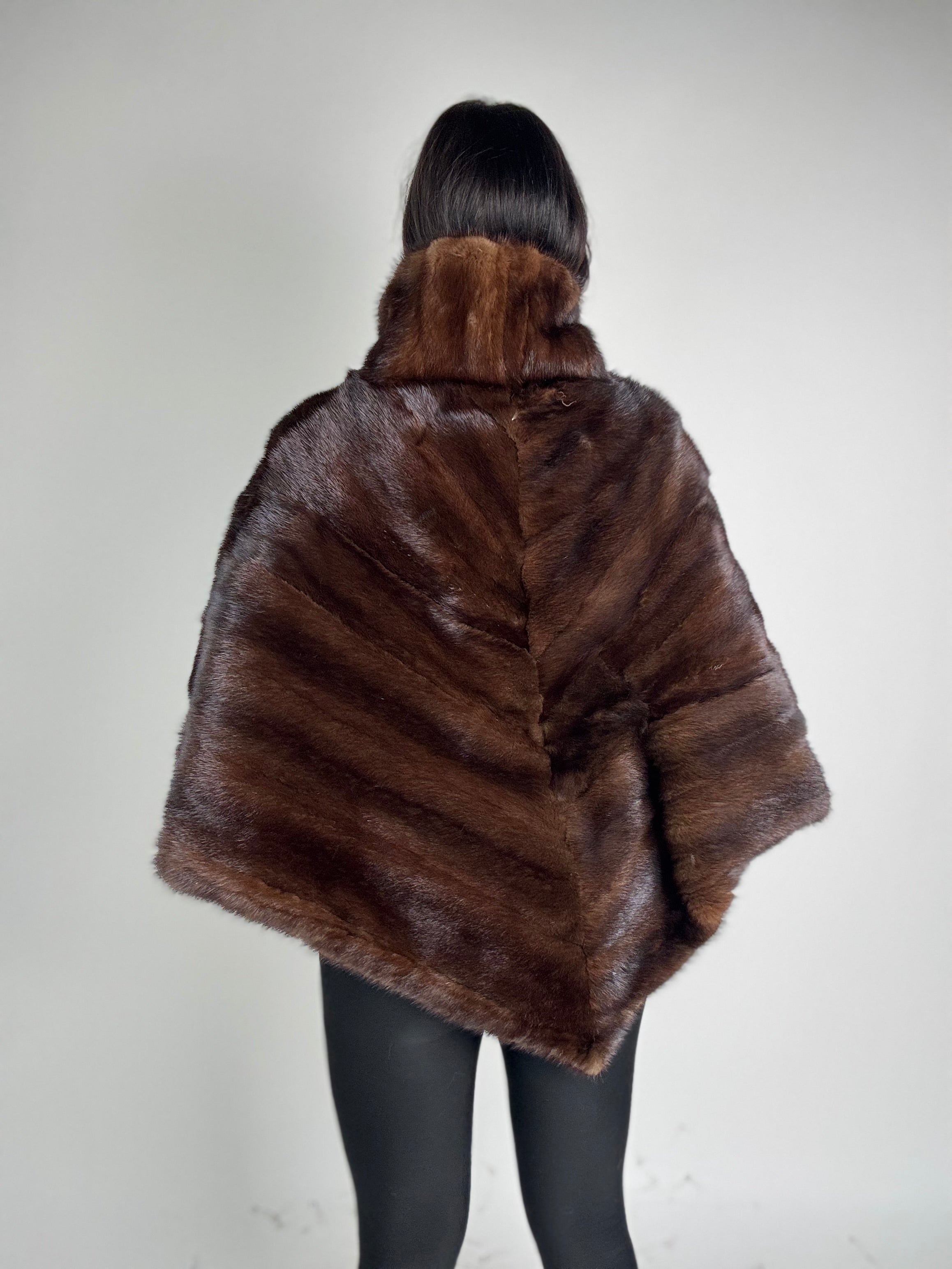 Mantella in visone N382