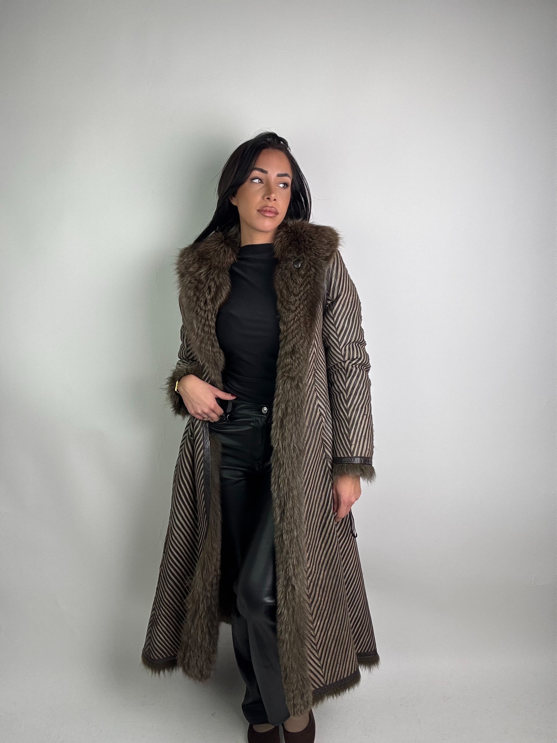 Cappotto in volpe reversibile N34