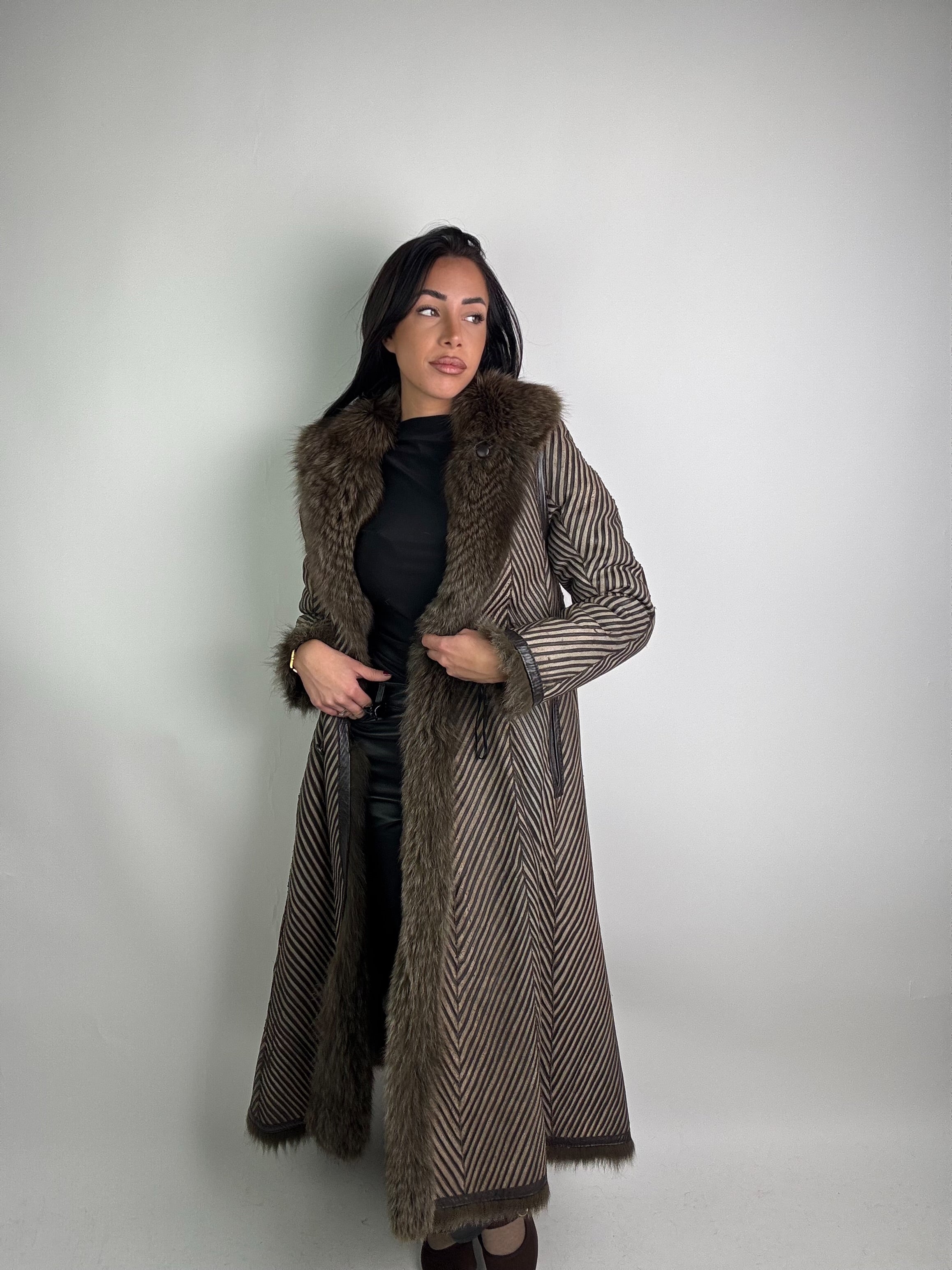 Cappotto in volpe reversibile N34