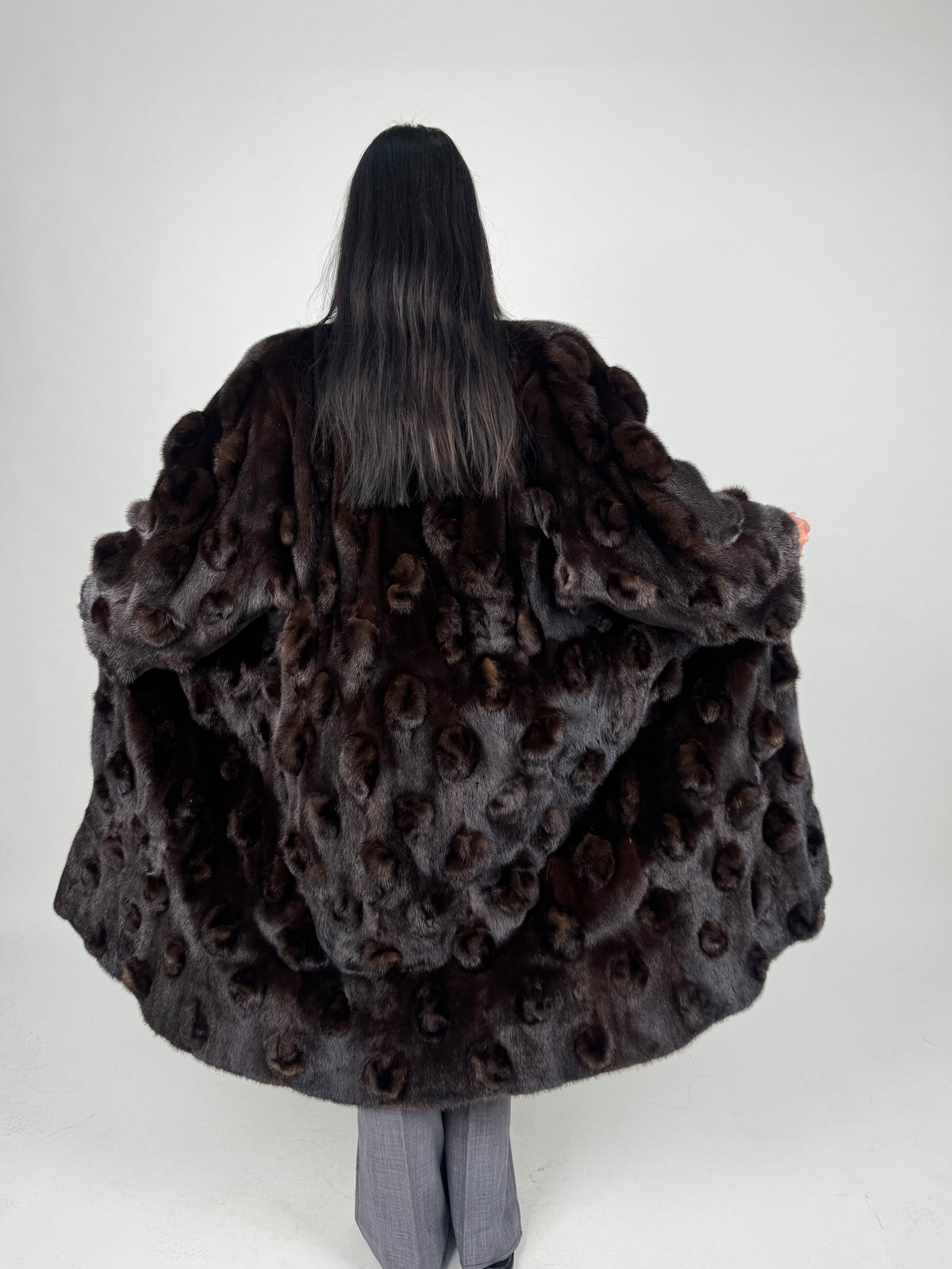 Cappotto in visone N765