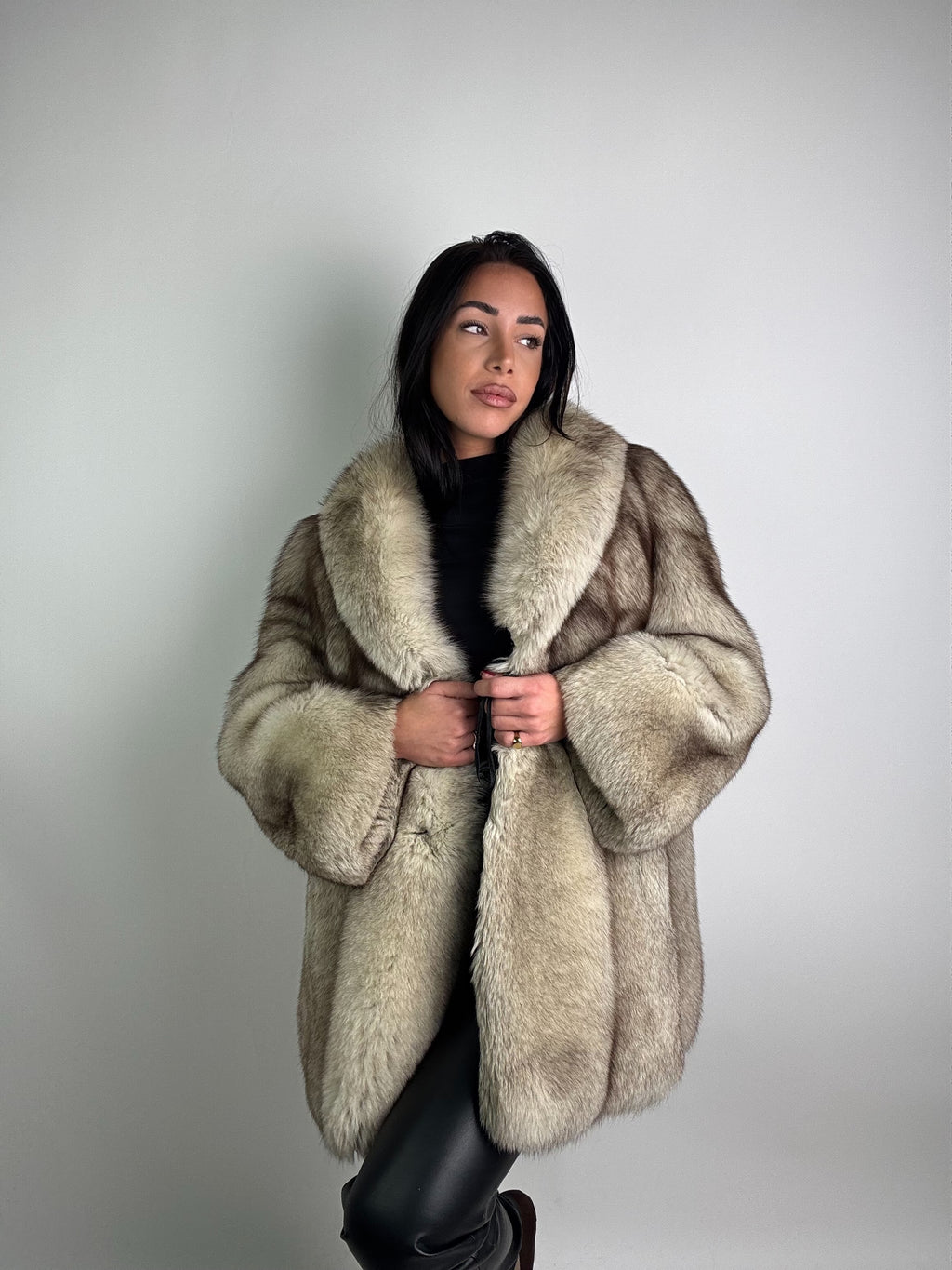 Cappotto in volpe della groenlandia N36