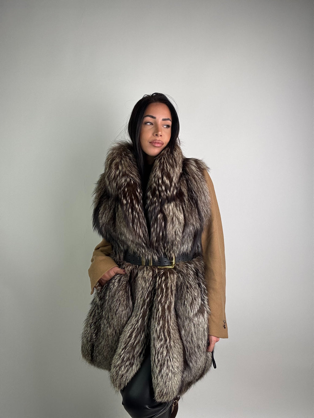 Smanicato in volpe argentata N37