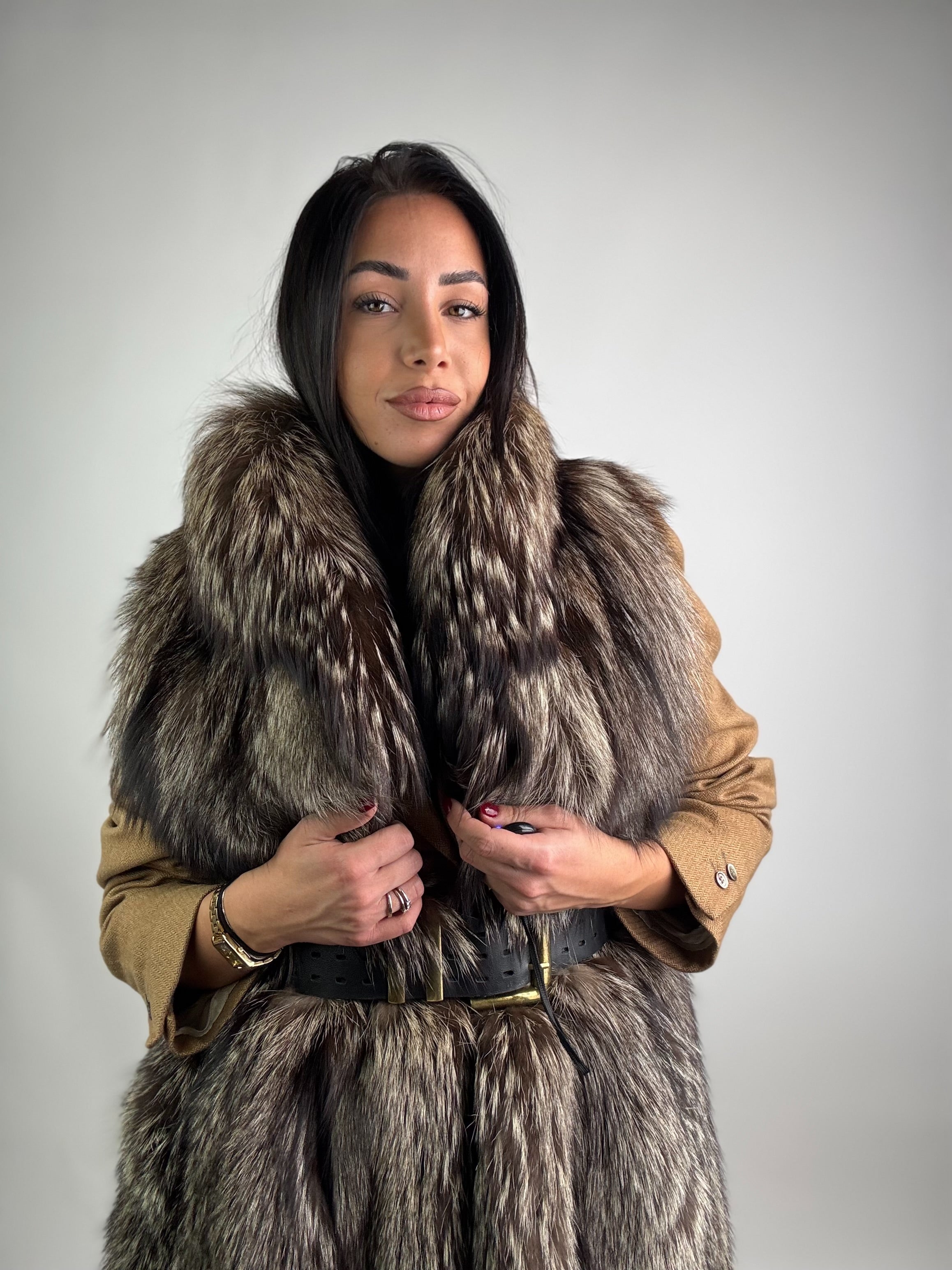 Smanicato in volpe argentata N37