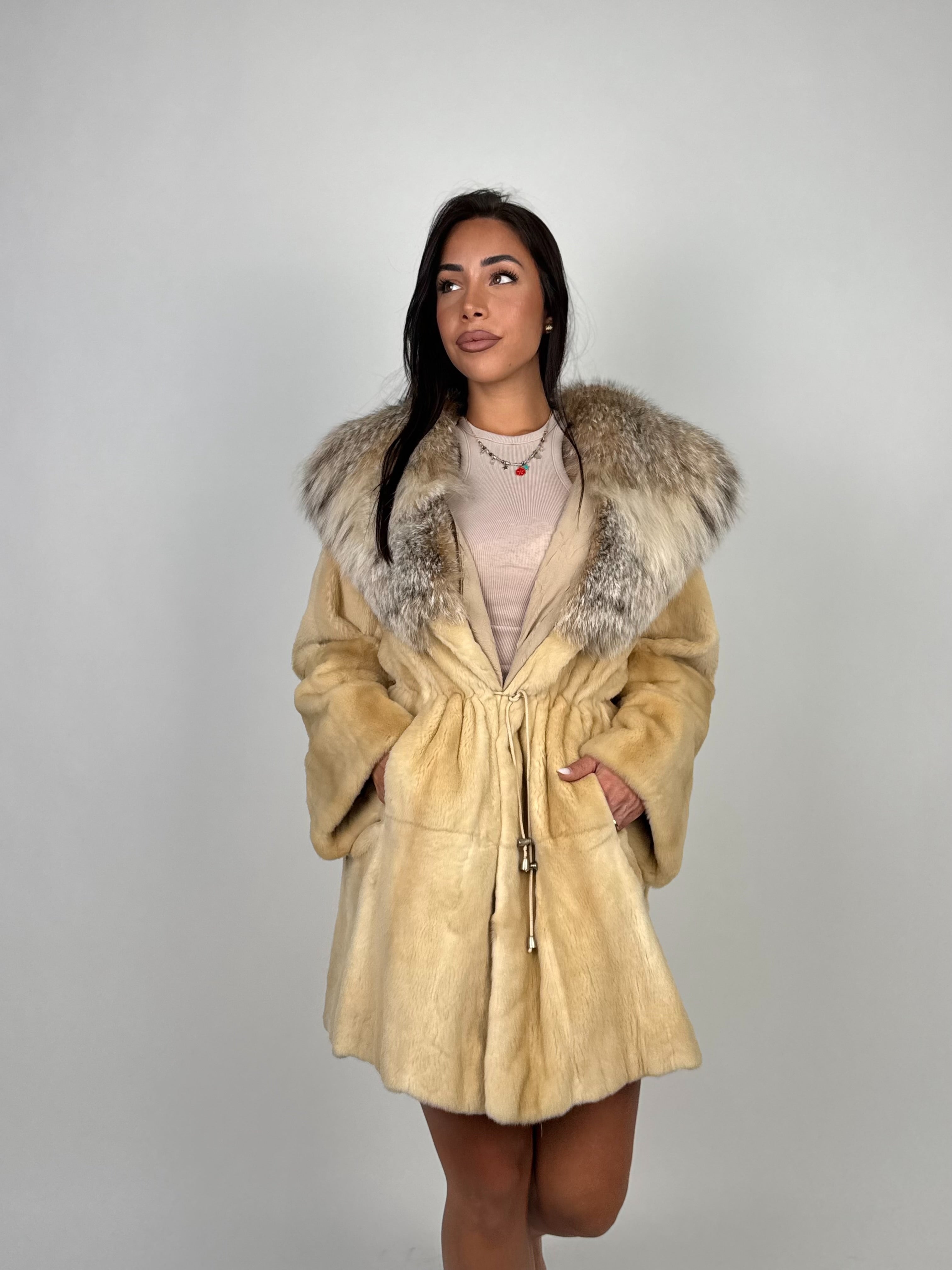Cappotto in visone e lince N665