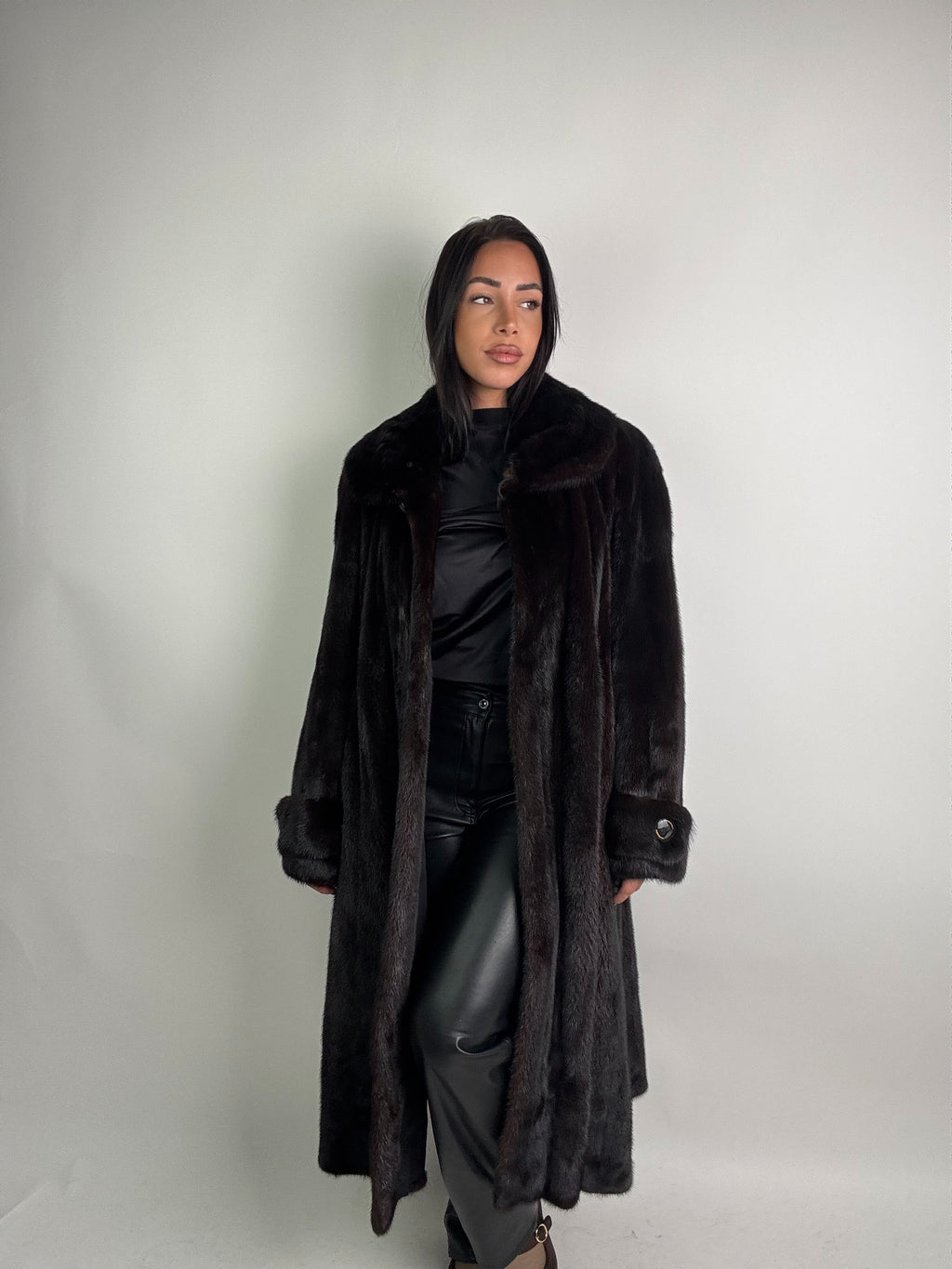 Cappotto in visone N333