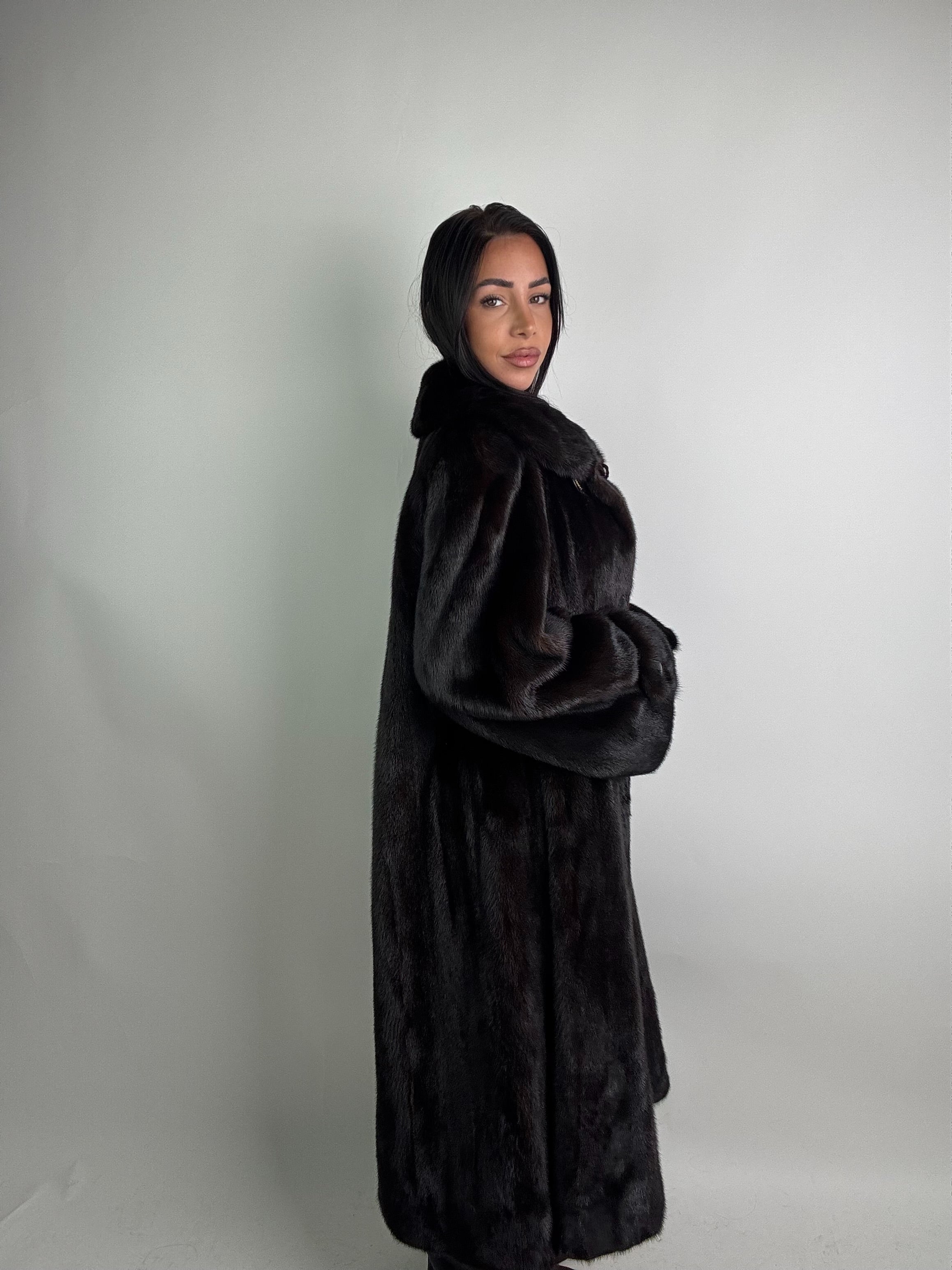 Cappotto in visone N333