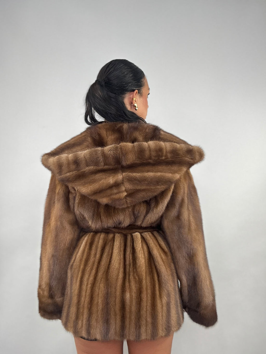 Giacca di visone cintura e cappuccio