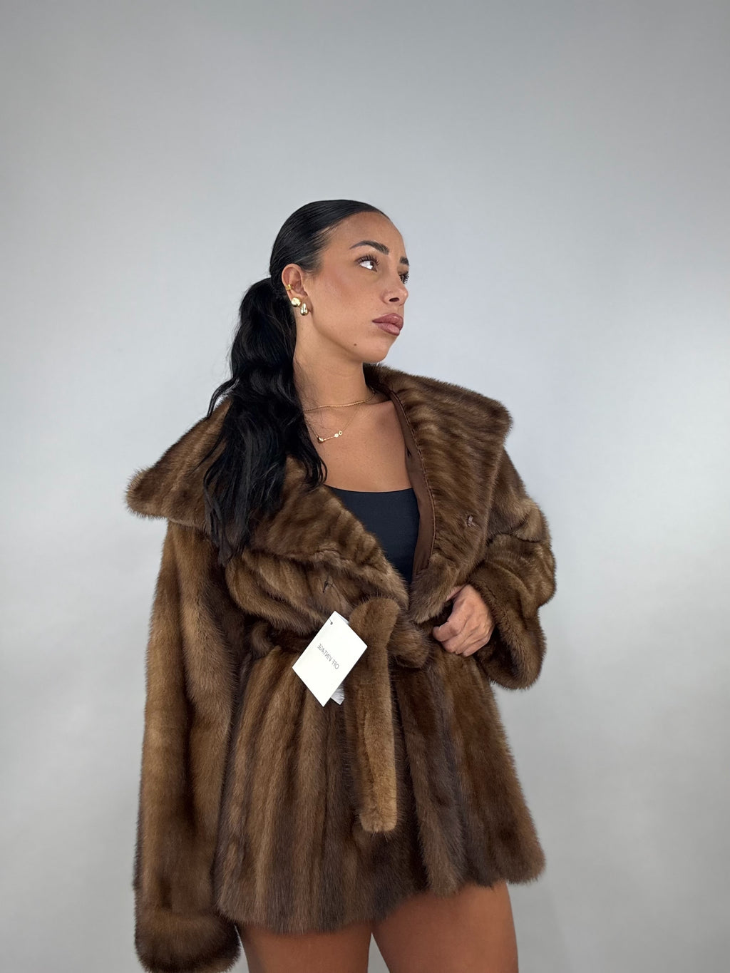 Giacca di visone cintura e cappuccio