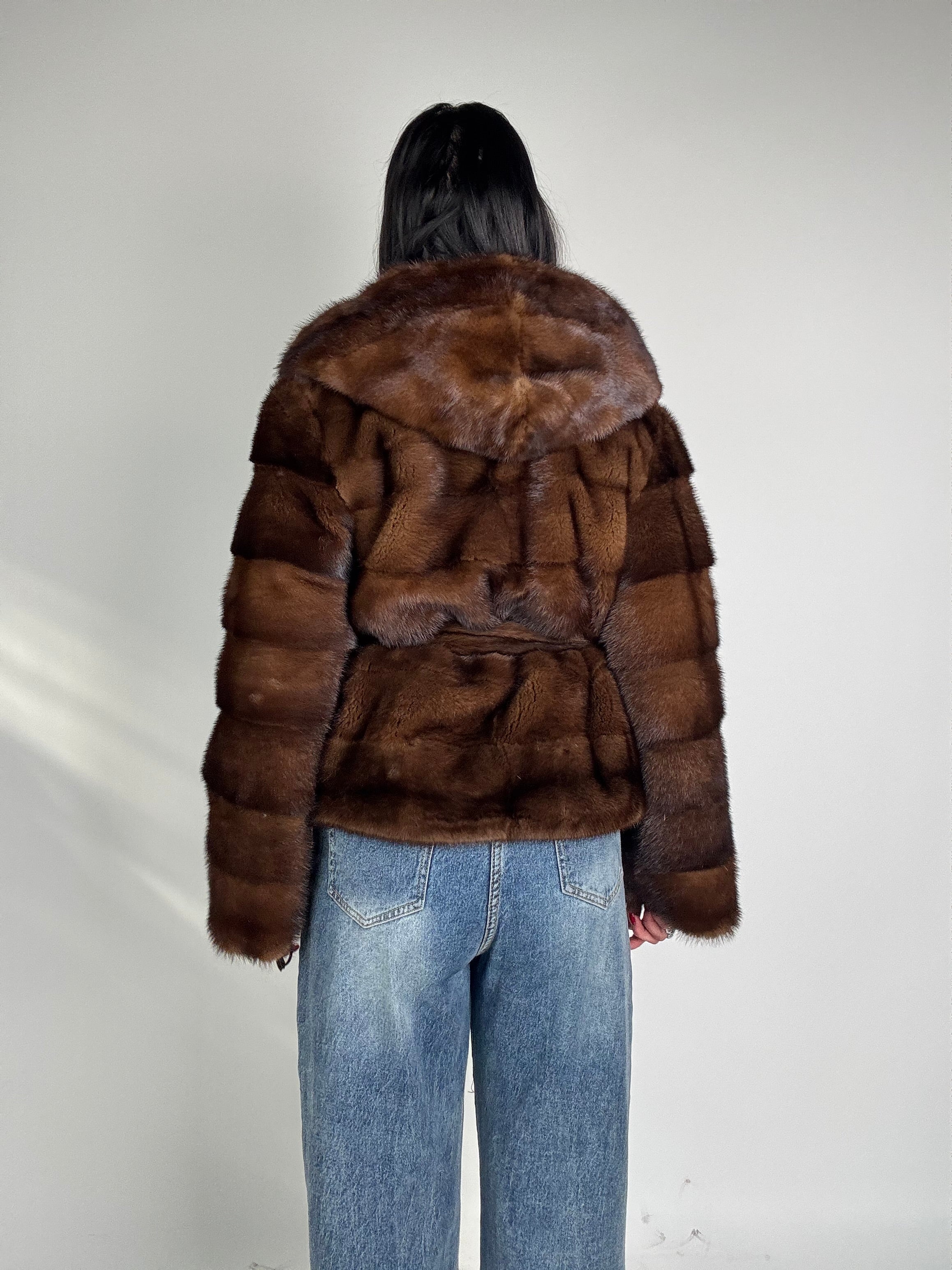Giacca in visone cintura e cappuccio N370
