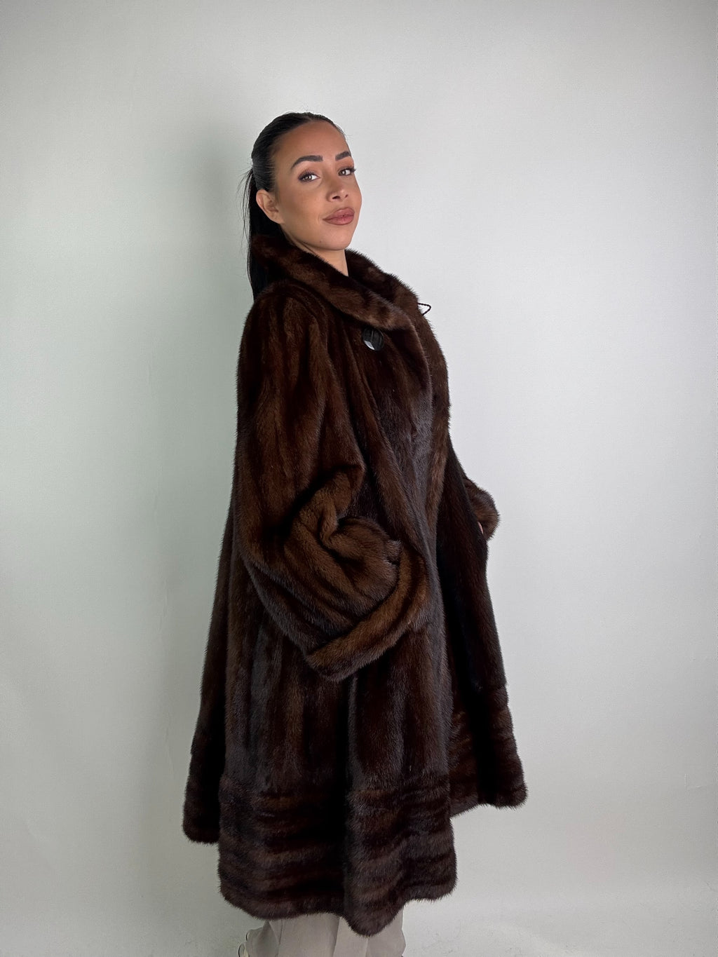 Cappotto in visone N388