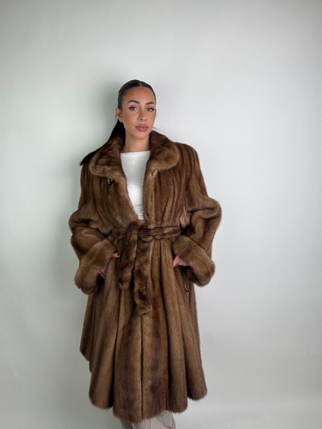 Cappotto in visone N389