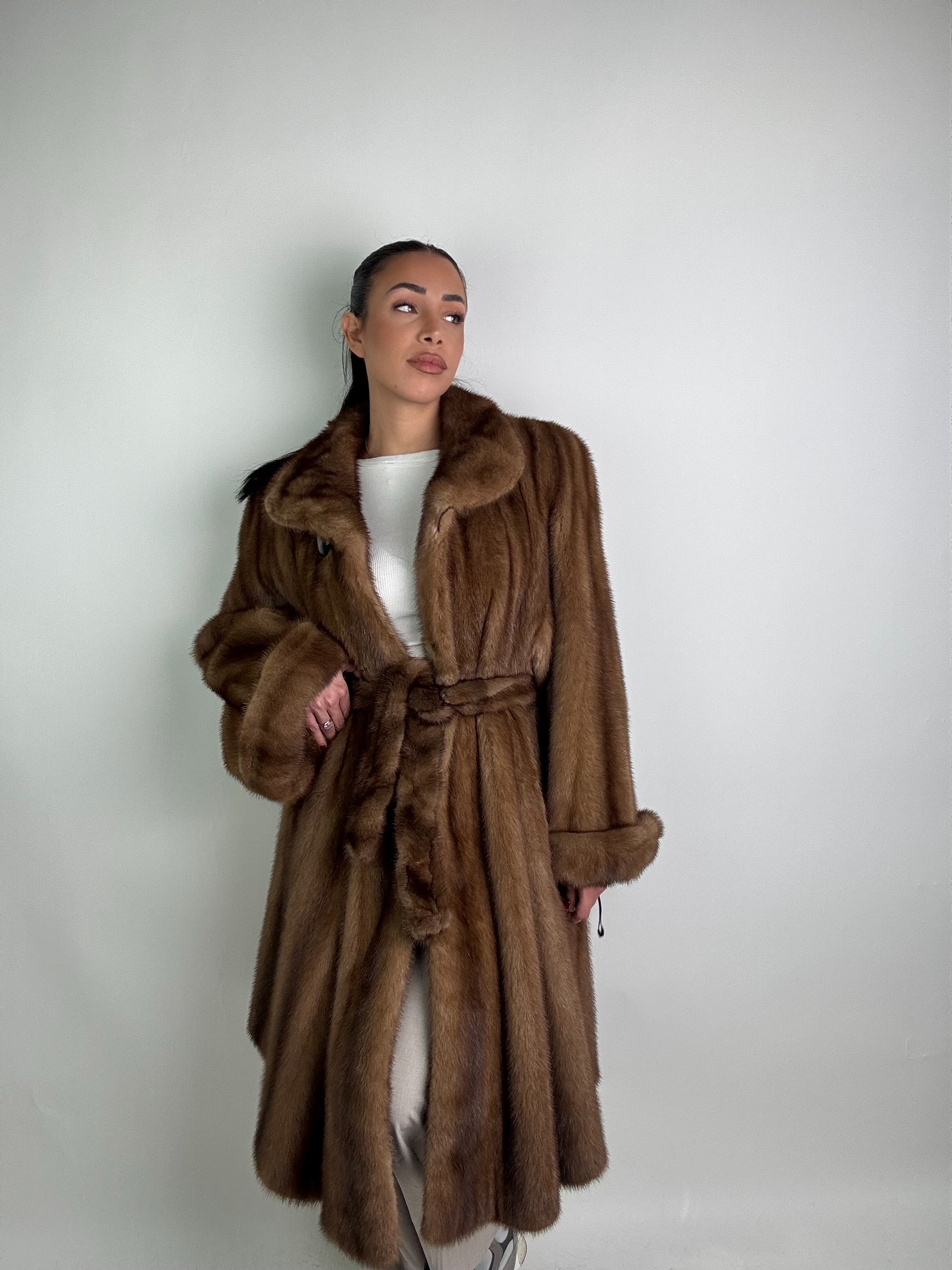 Cappotto in visone N389