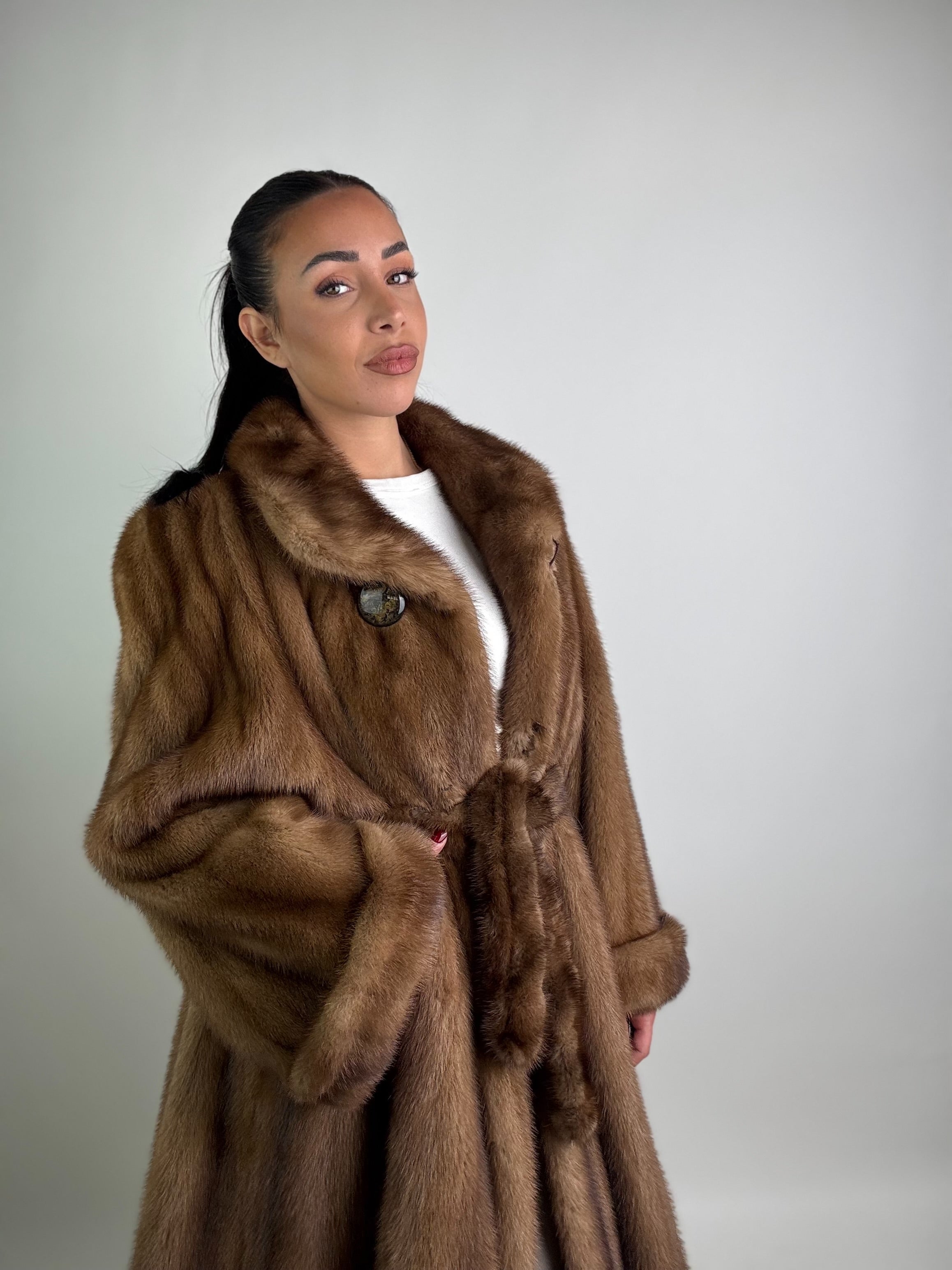 Cappotto in visone N389