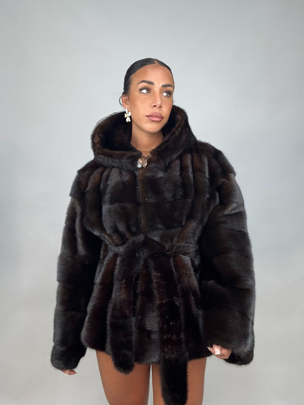 Giacca di visone cintura e cappuccio