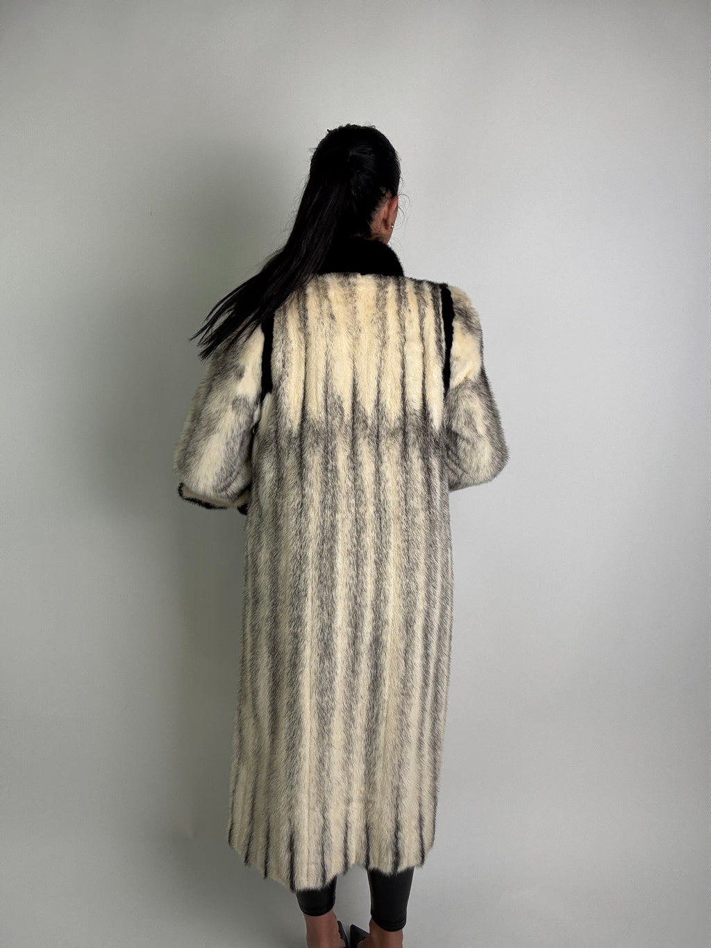 Cappotto in visone N391