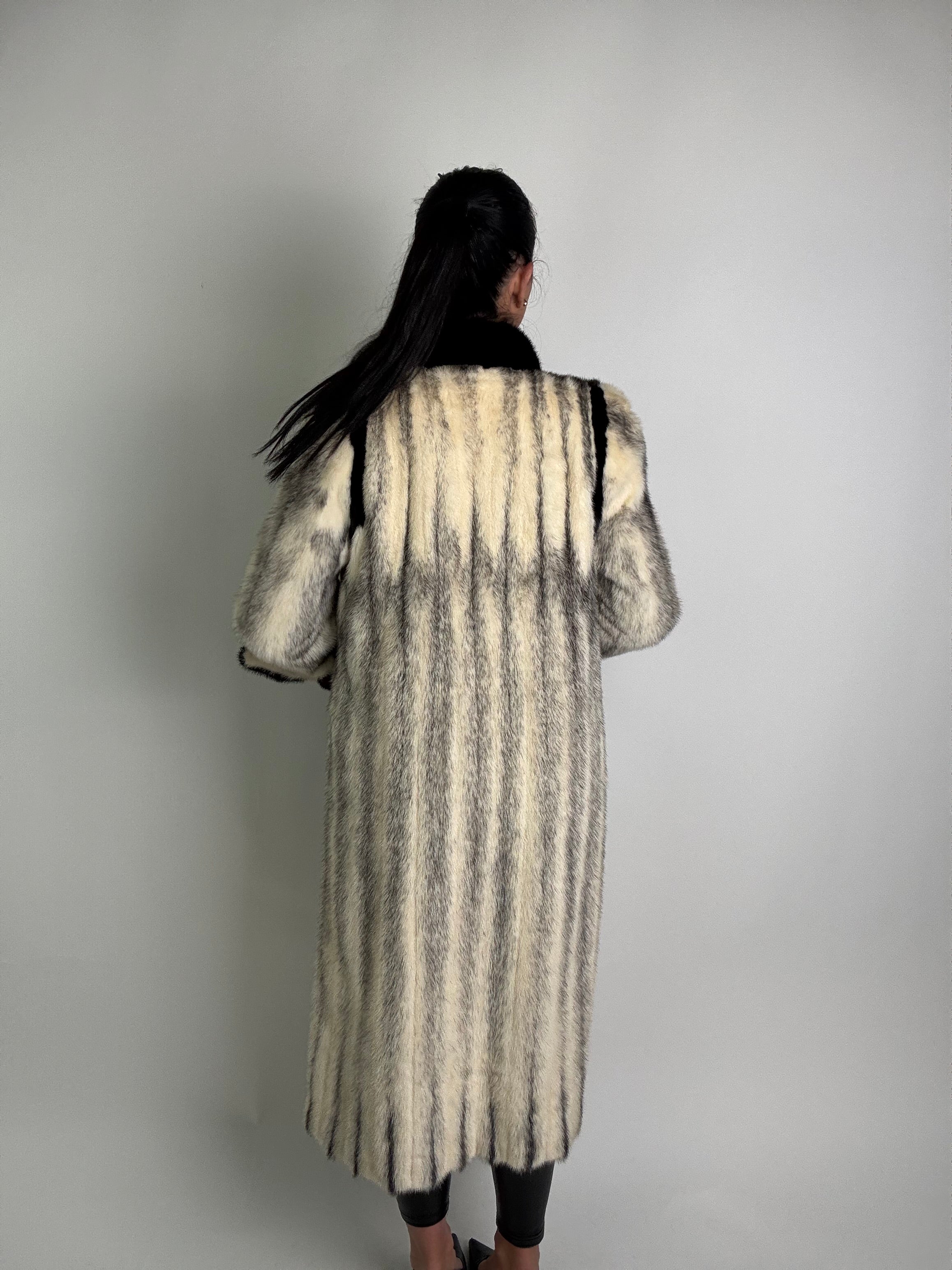 Cappotto in visone N391