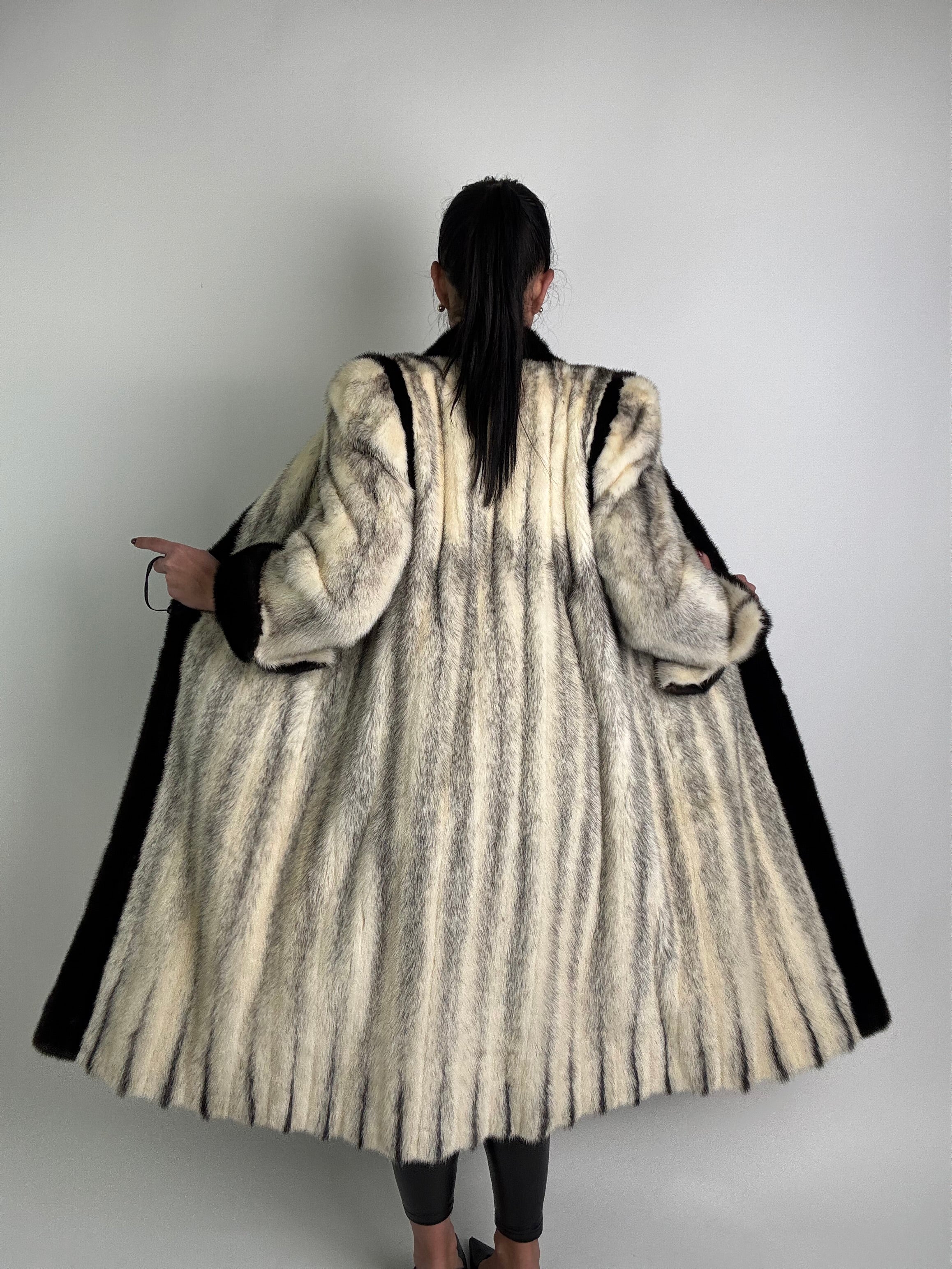 Cappotto in visone N391