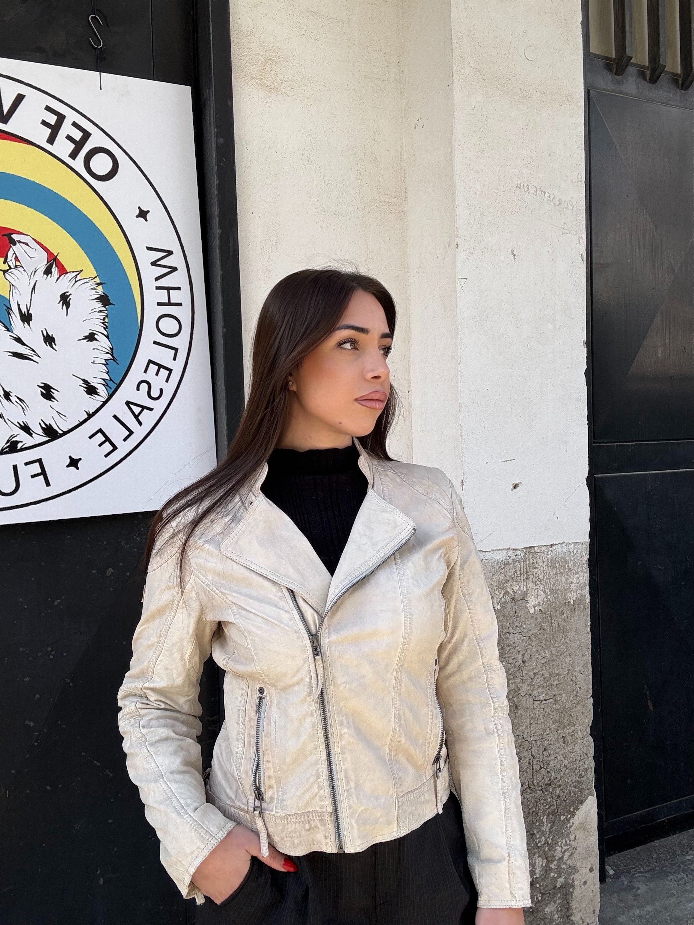 Chiodo in pelle
