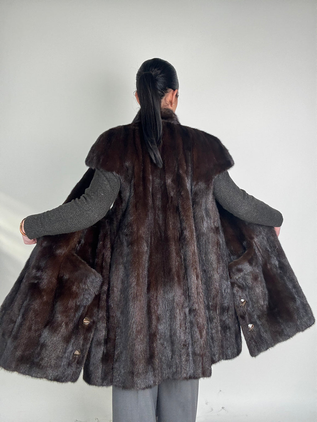 Smanicato in visone N531