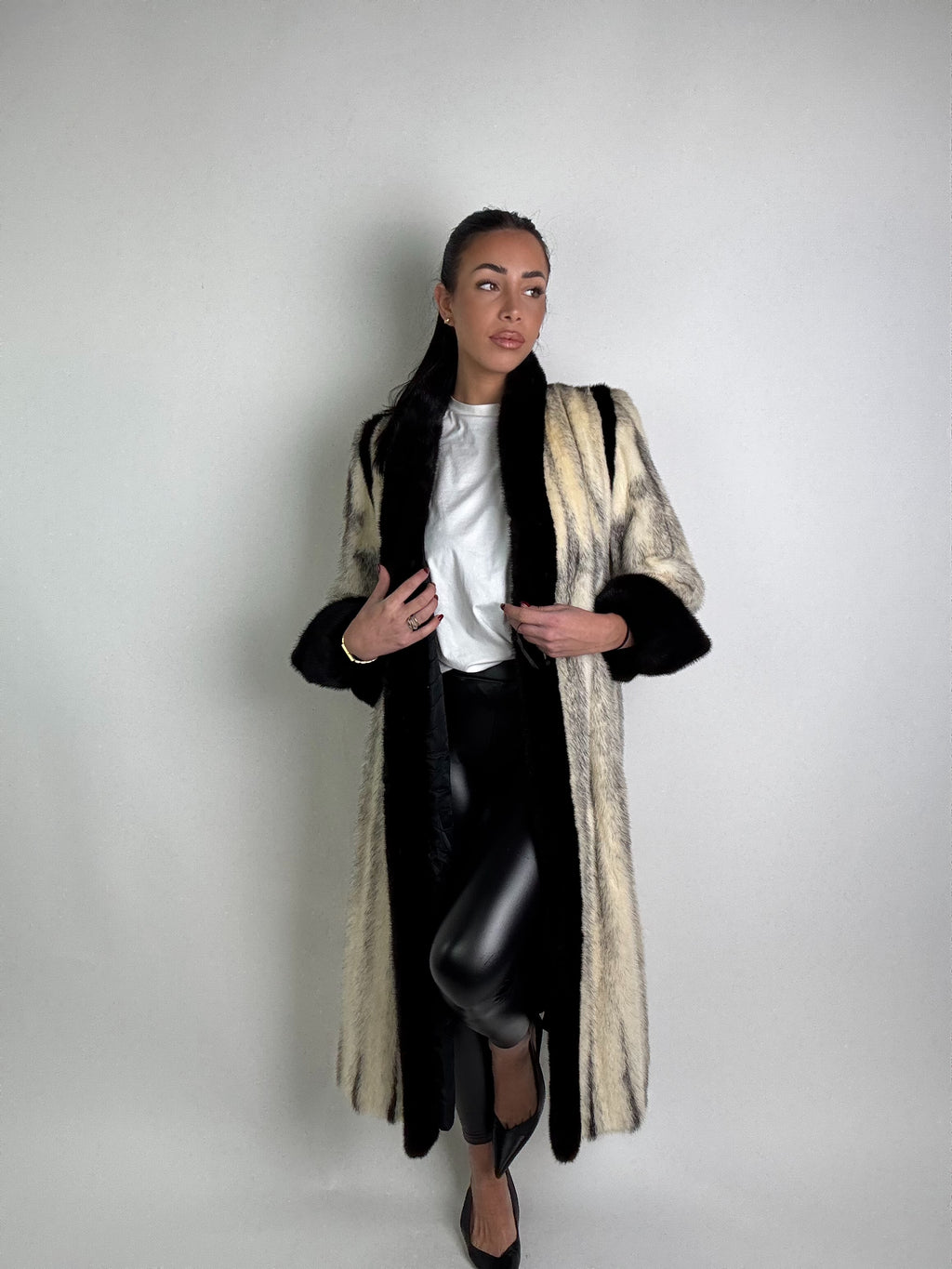 Cappotto in visone N391