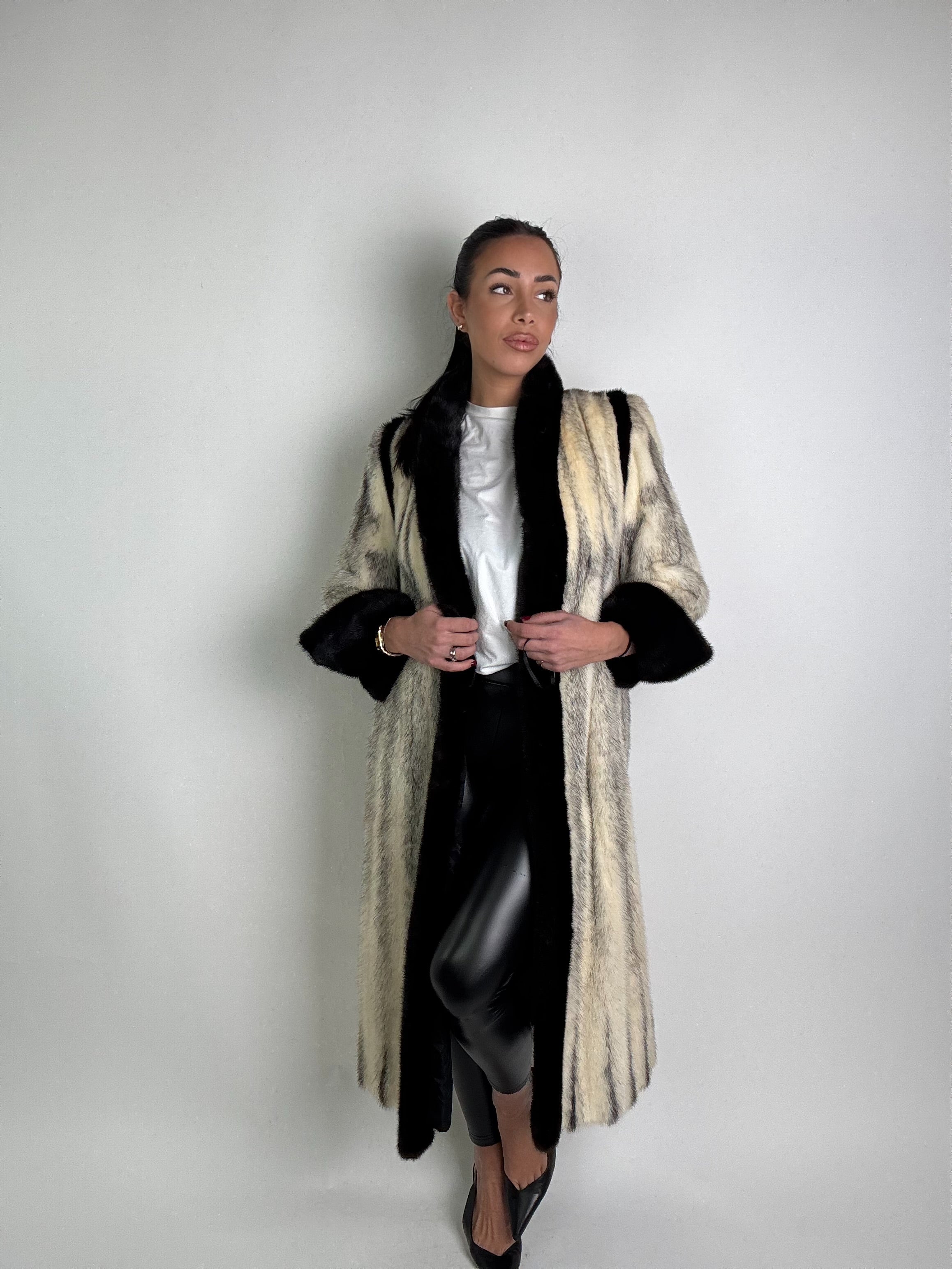 Cappotto in visone N391