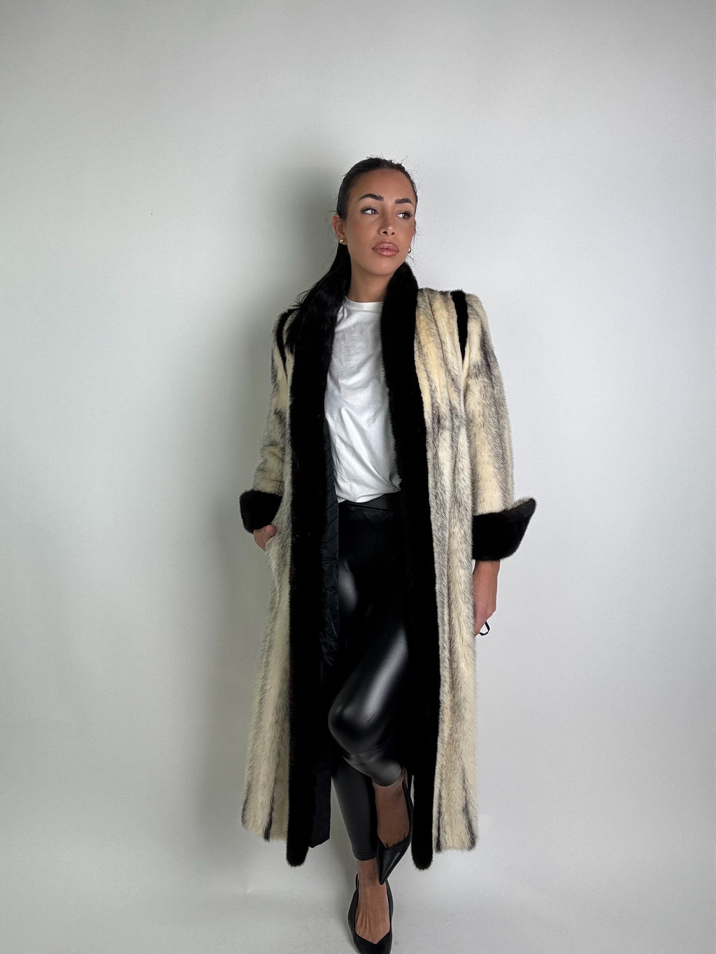 Cappotto in visone N391