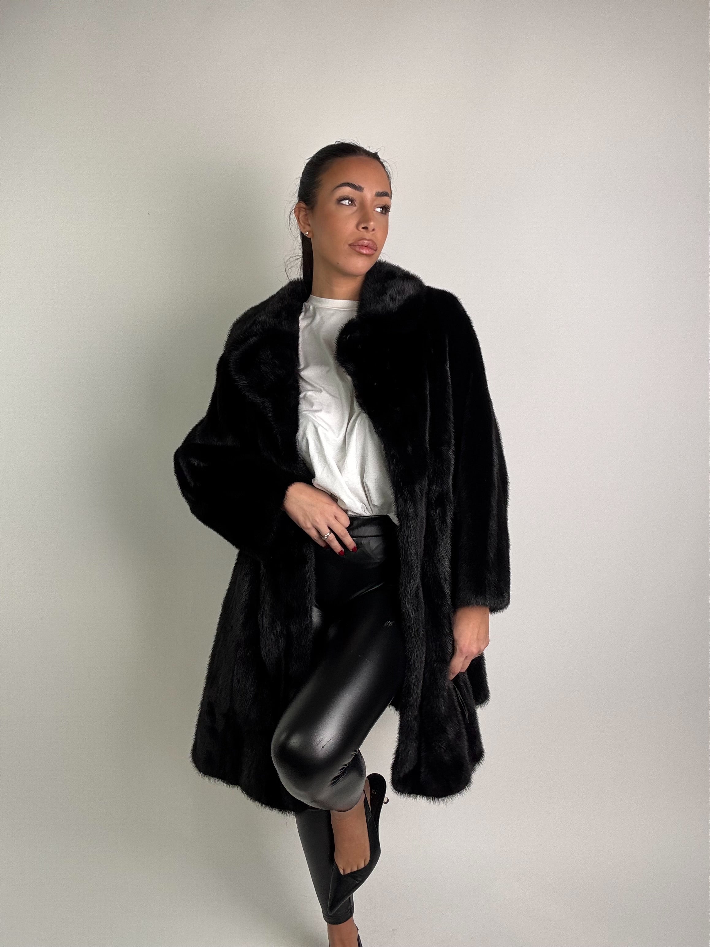 Cappotto in visone N393