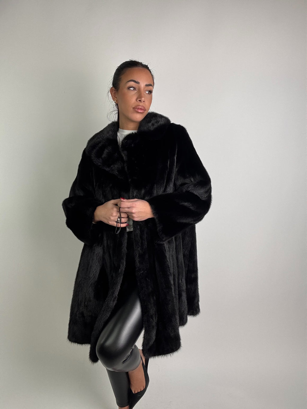 Cappotto in visone N393