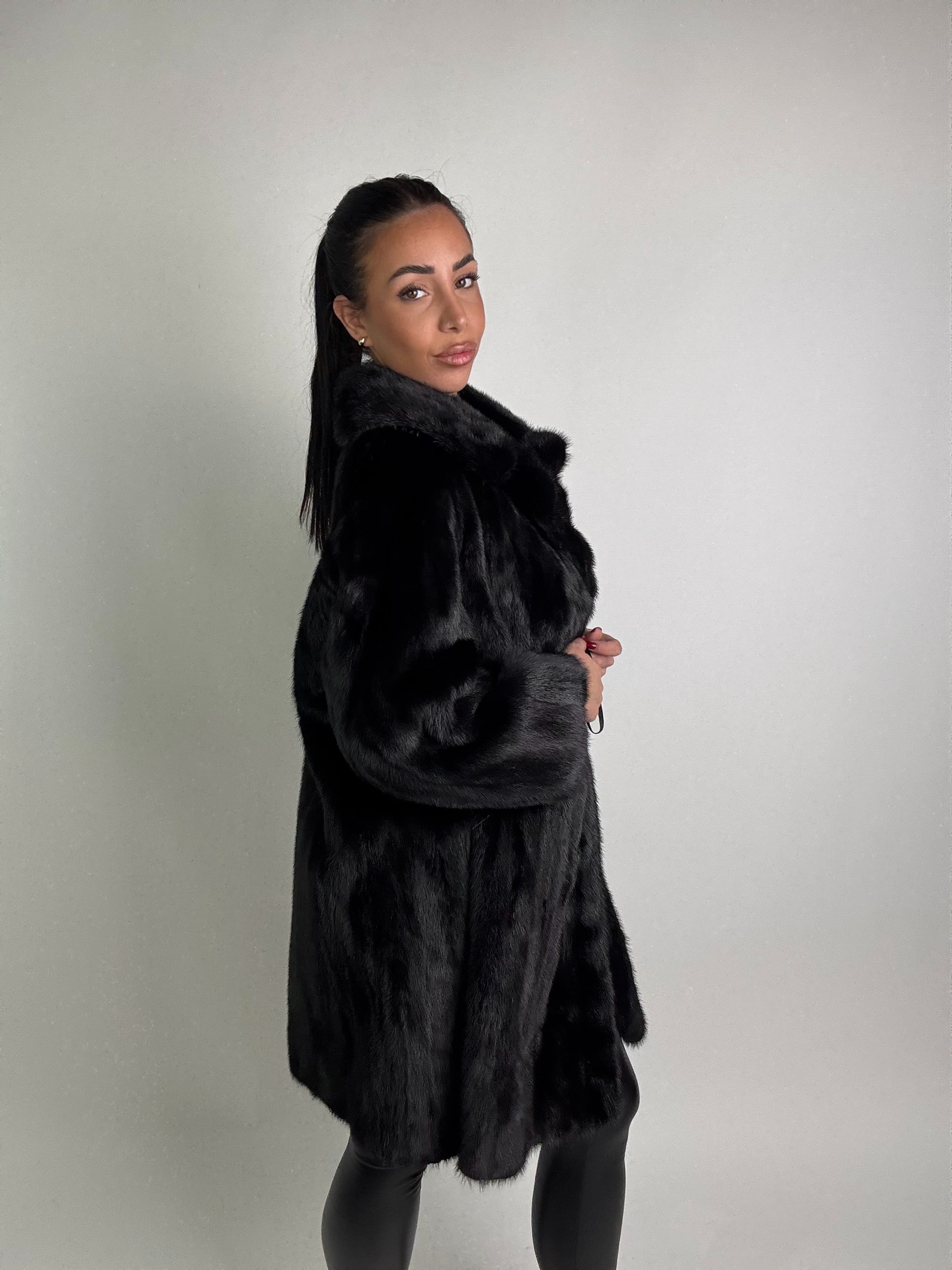 Cappotto in visone N393