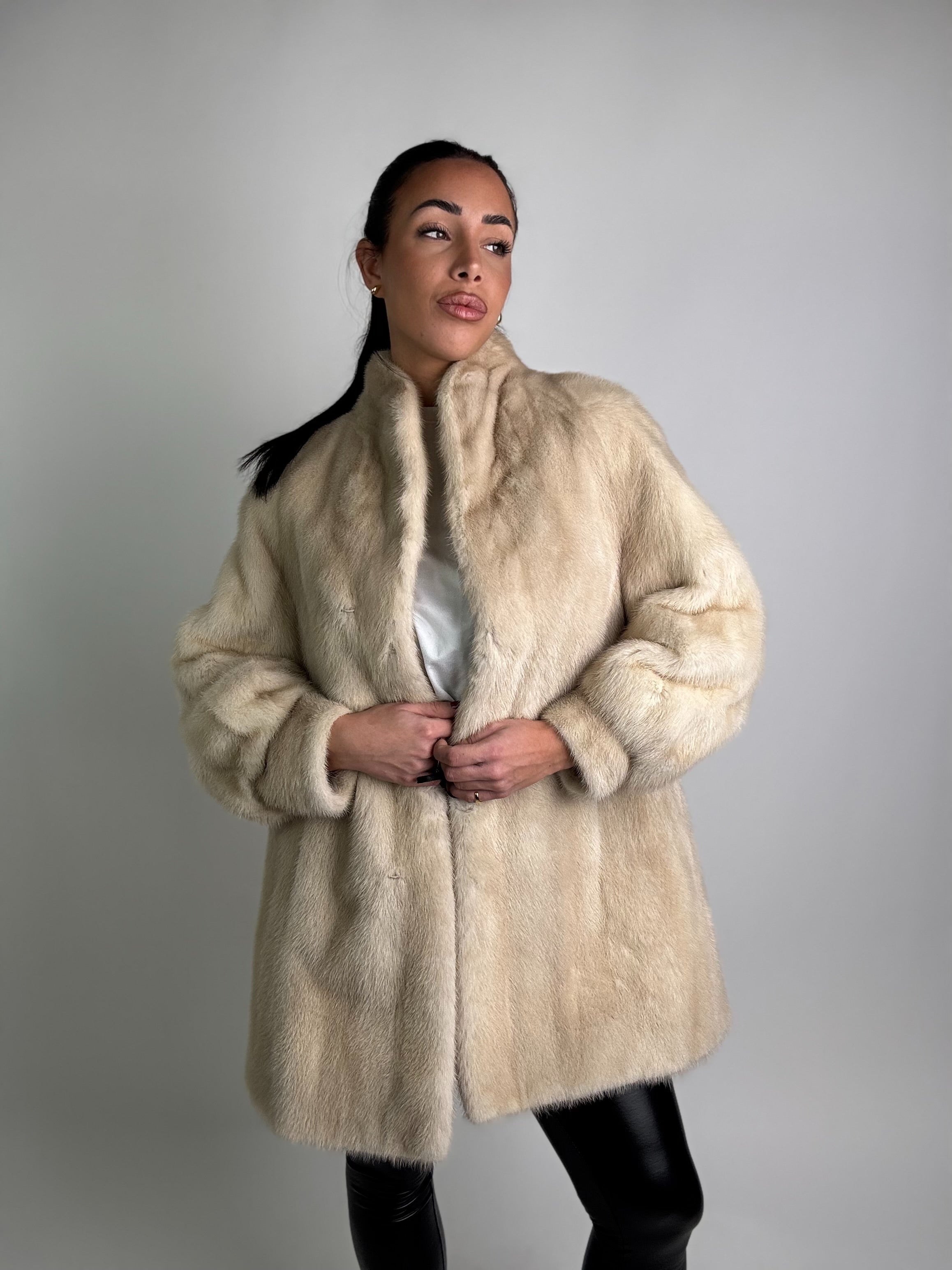 Giacca in visone N256