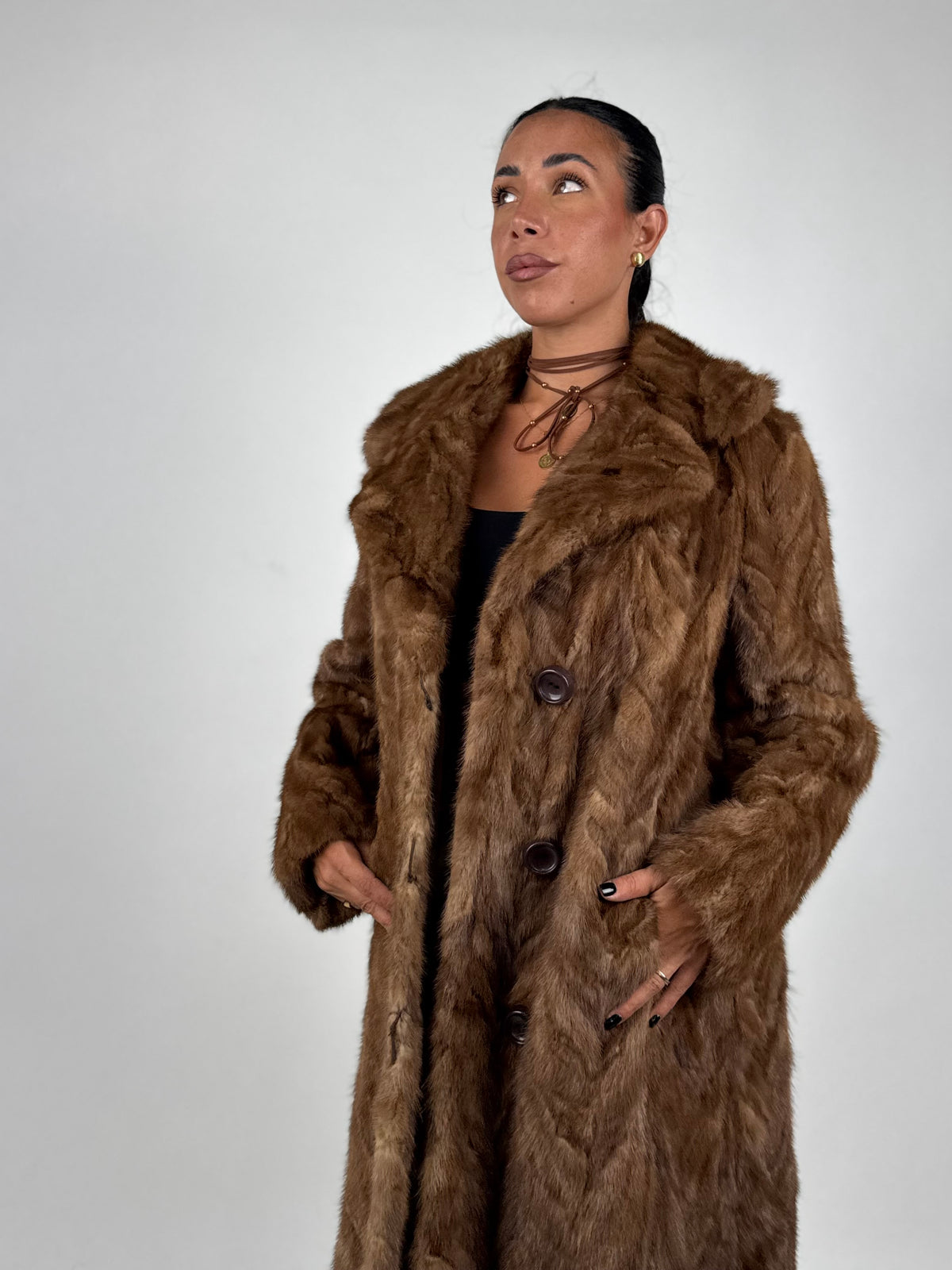 Cappotto in visone N702