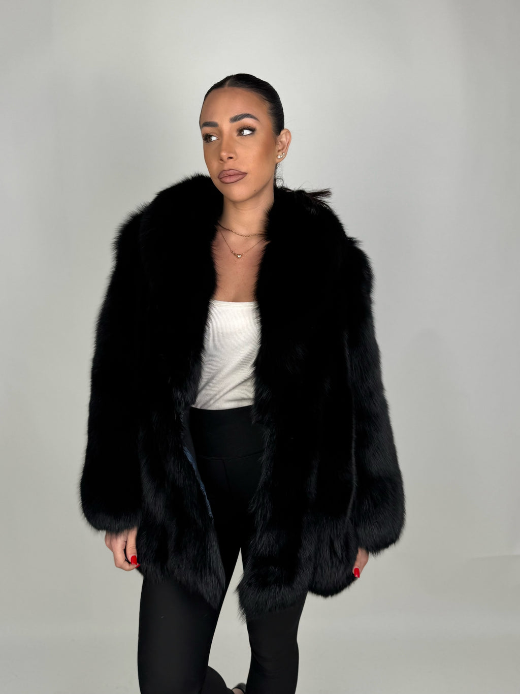 Giacca in volpe total black N516