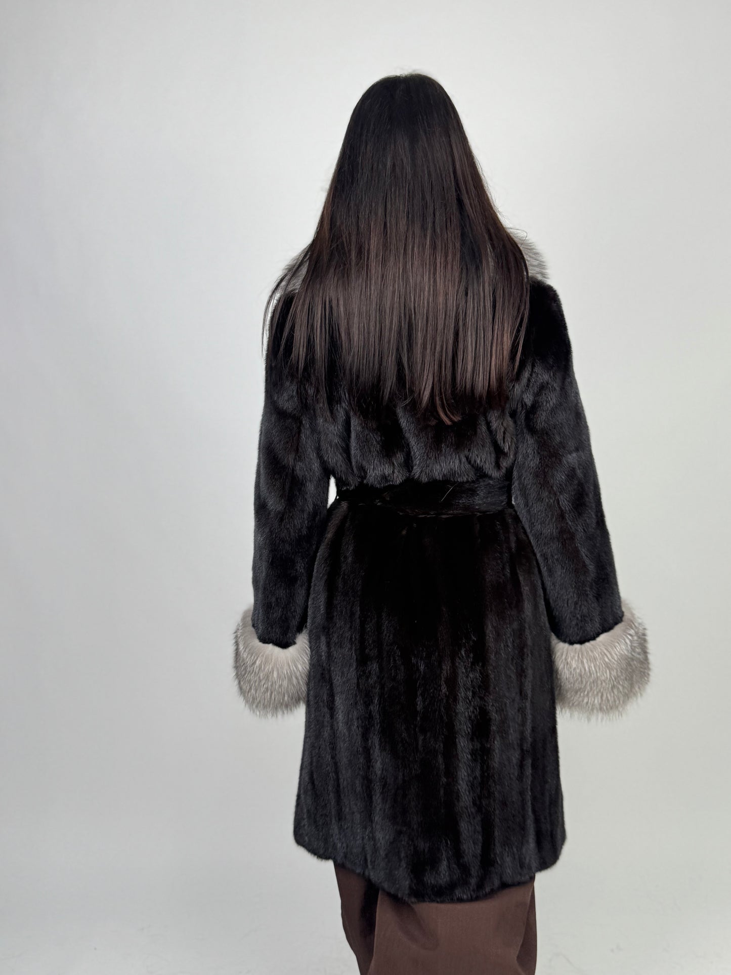 Cappotto in visone e volpe frost N667