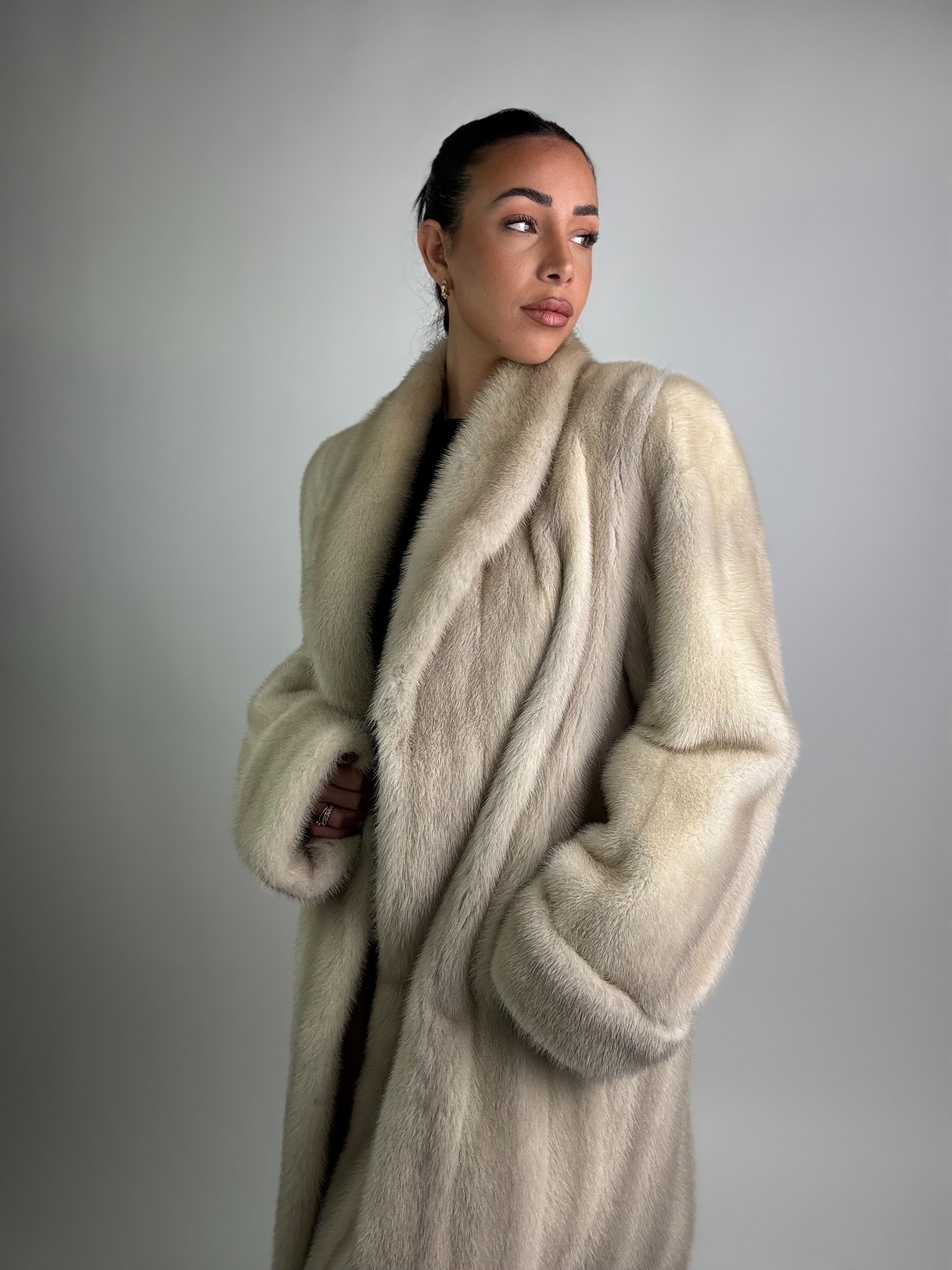 Cappotto in visone N394