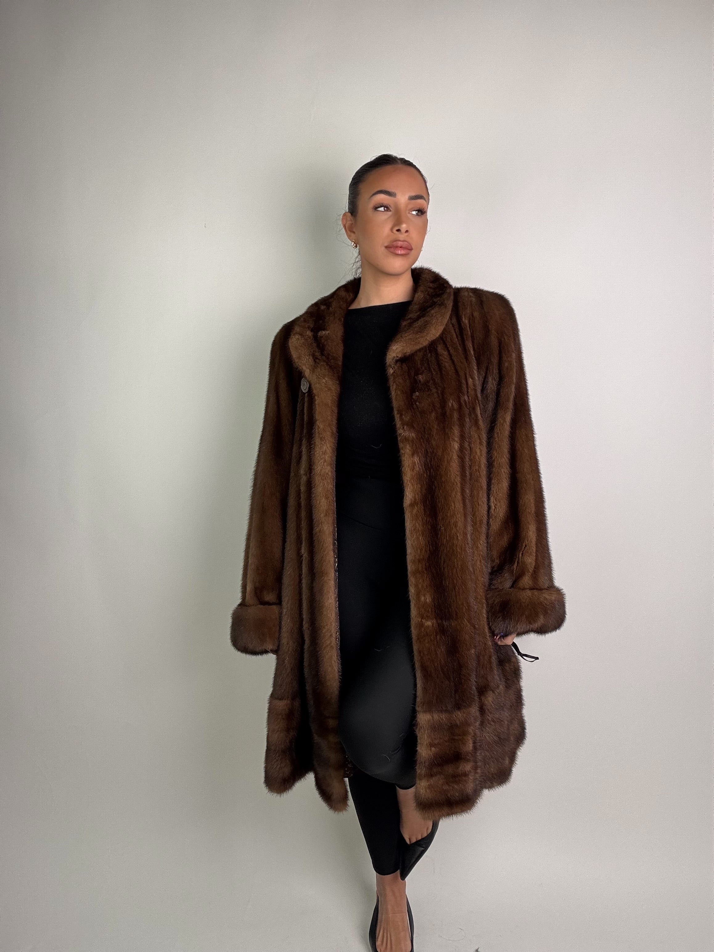 Cappotto in visone N395