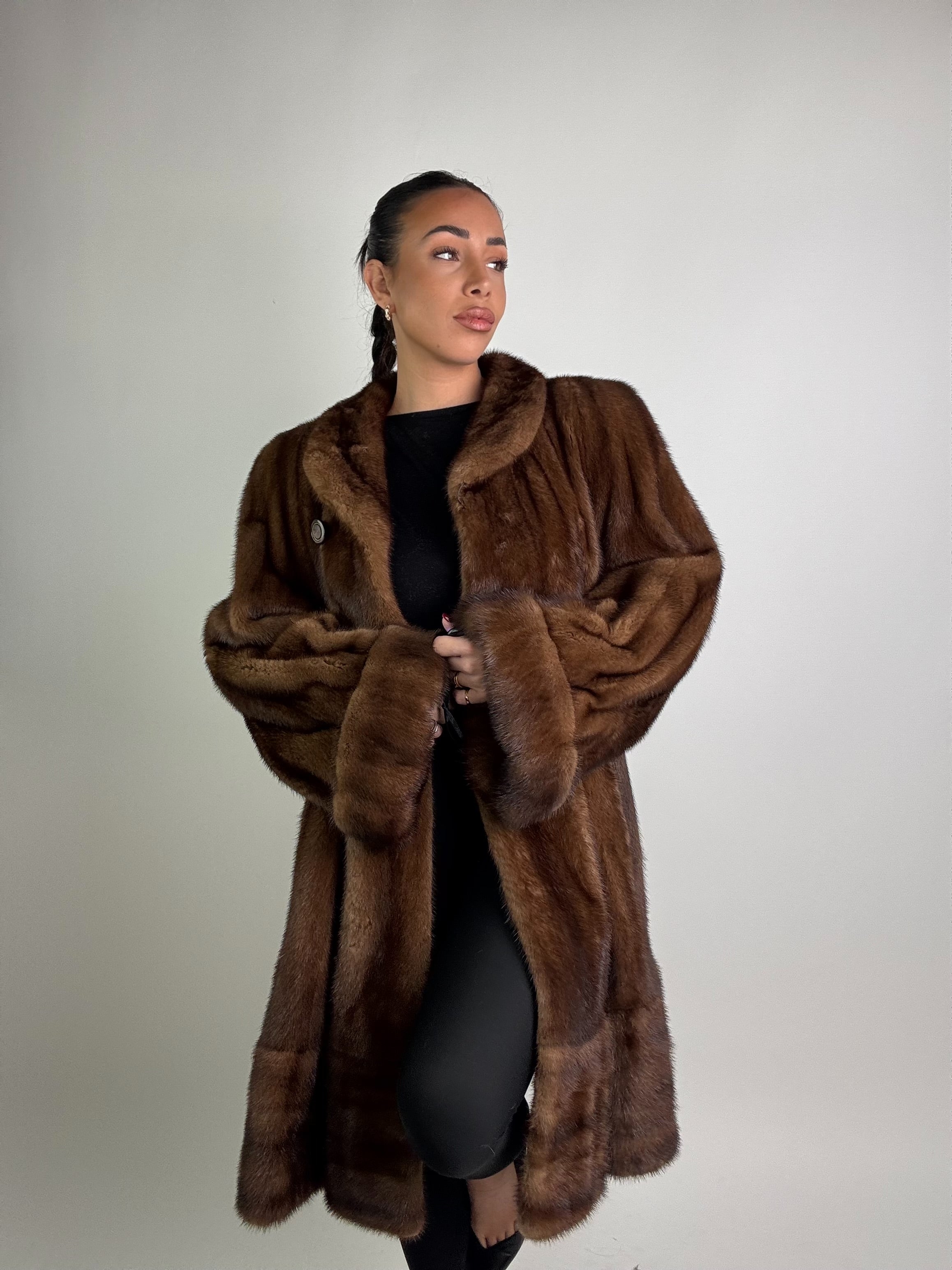 Cappotto in visone N395